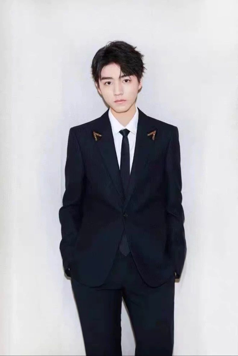 Saint Laurent Paris Saint Laurent Paris Sword collar striped suit jacket-2506 Size US M / EU 48-50 / 2 - 6 Thumbnail