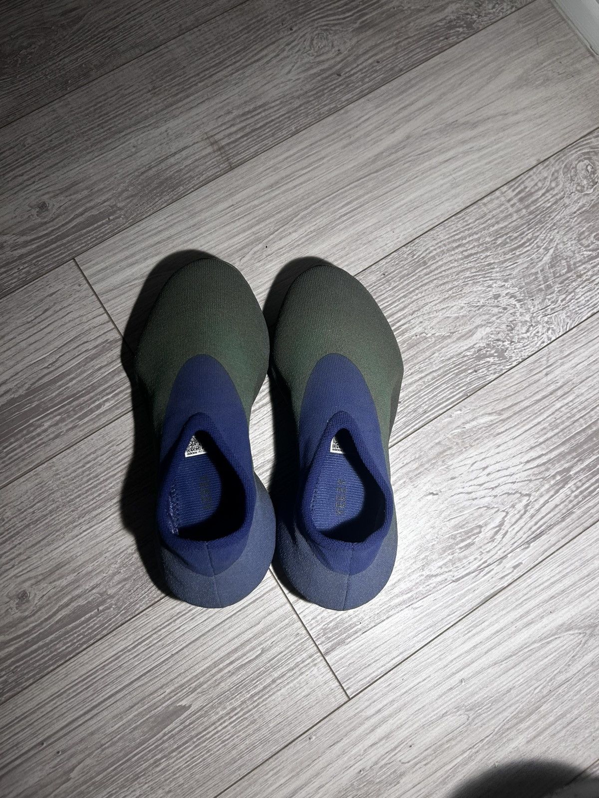 Yeezy Yeezy Knit Runners Size US 8.5 / EU 41-42 - 3 Thumbnail