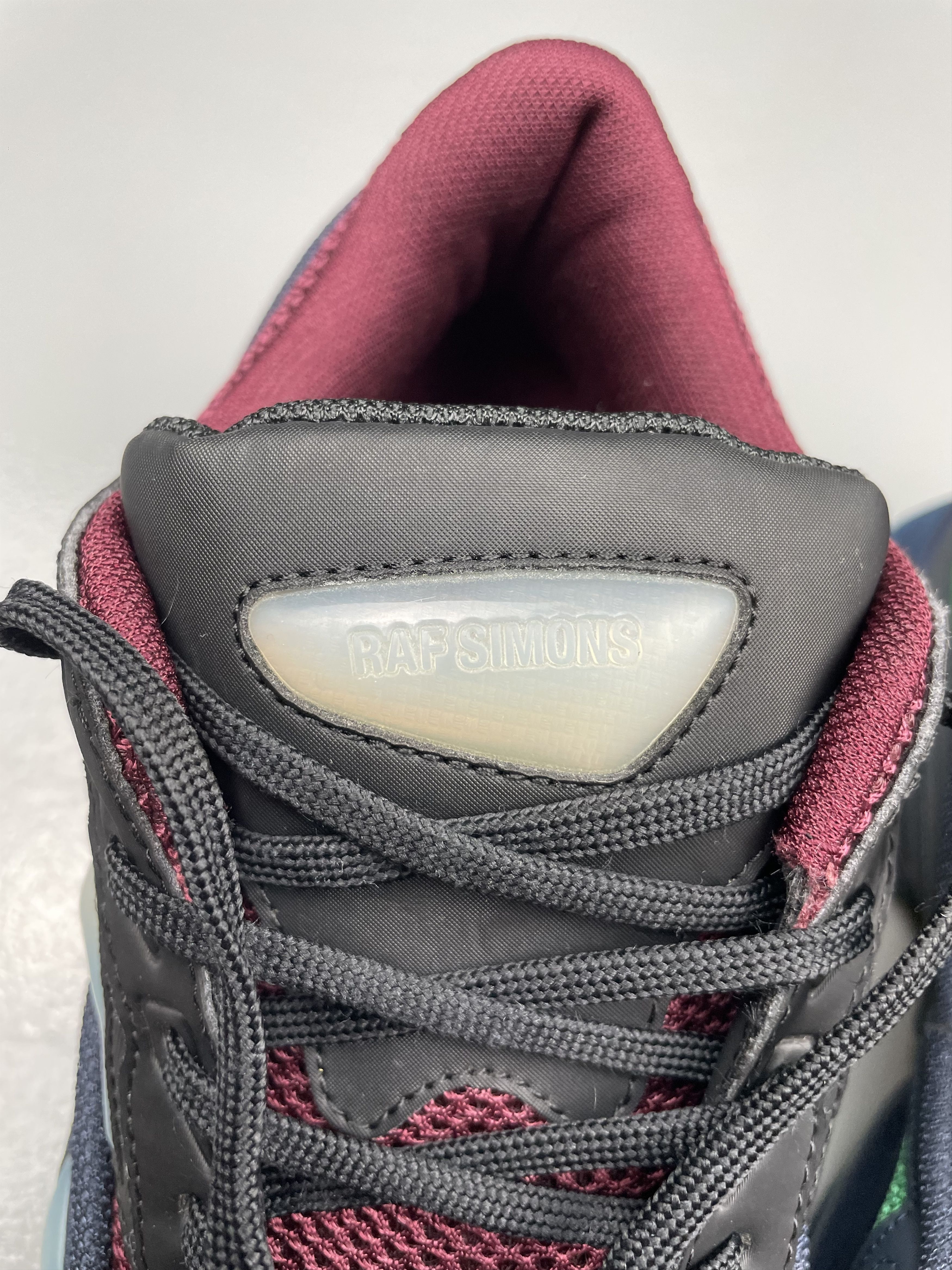 Raf Simons adidas X Raf Simons A/W 2013 Ozweego 2 - size 42 Size US 8.5 / EU 41-42 - 13 Thumbnail