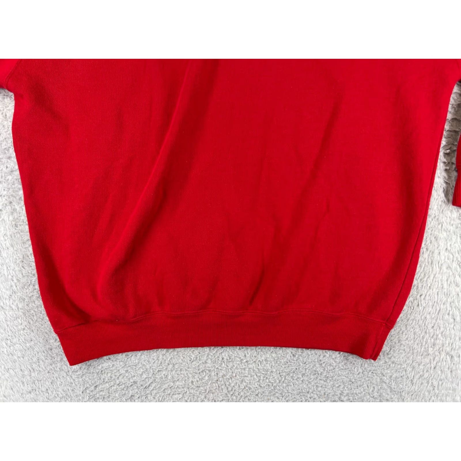 Gap VINTAGE Gap Mens Large Red Crew Neck Pullover Sweatshirt Jersey Knit 90s Style Classic Football Ski Hip Hop Beach University USA Shirts? Size US L / EU 52-54 / 3 - 7 Thumbnail