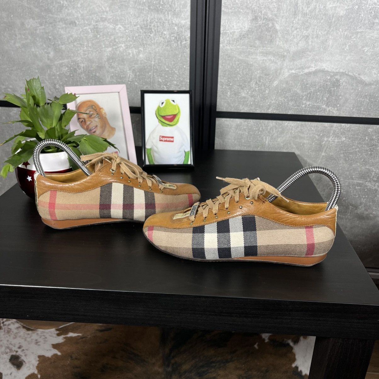 Burberry BURBERRY LOW TOP TRAINERS SNEAKERS SHOES NOVA CHECK WOMENS Size US 5 / EU 37 - 6 Thumbnail