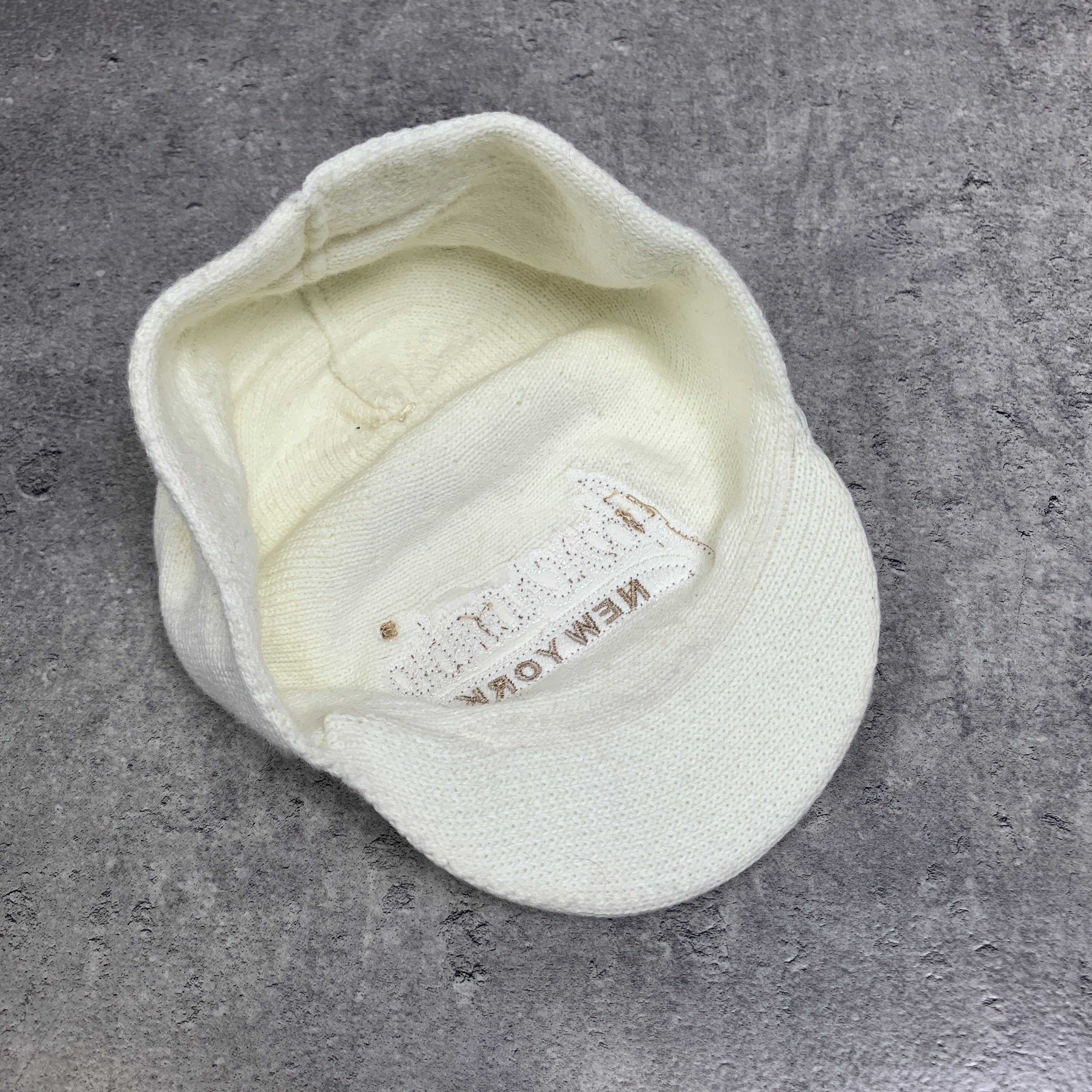 Abercrombie & Fitch Abercrombie & Fitch white snow hat Size ONE SIZE - 3 Thumbnail