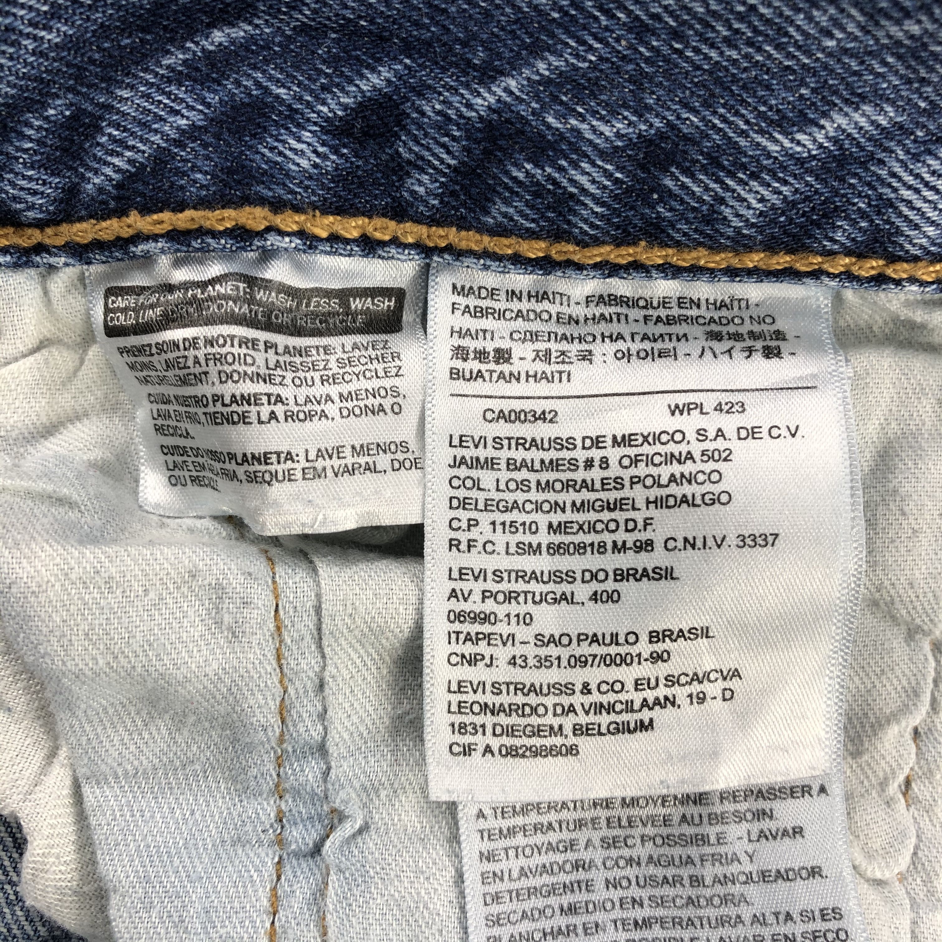 Levi's × Vintage Vintage Blue Wash Levis 501 Jeans-JM2862 Size US 34 / EU 50 - 13 Thumbnail