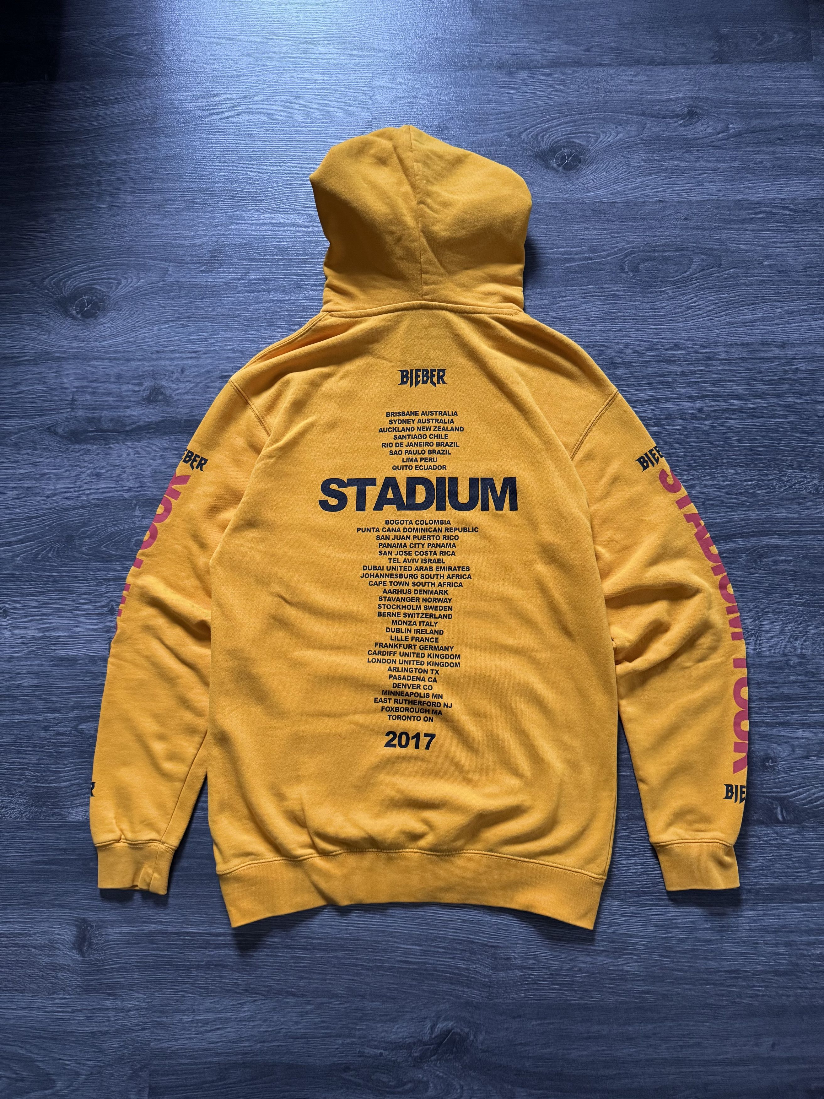 Justin Bieber Justin Bieber H&M Stadium Purpose Tour Yellow Hoodie Size US L / EU 52-54 / 3 - 2 Thumbnail