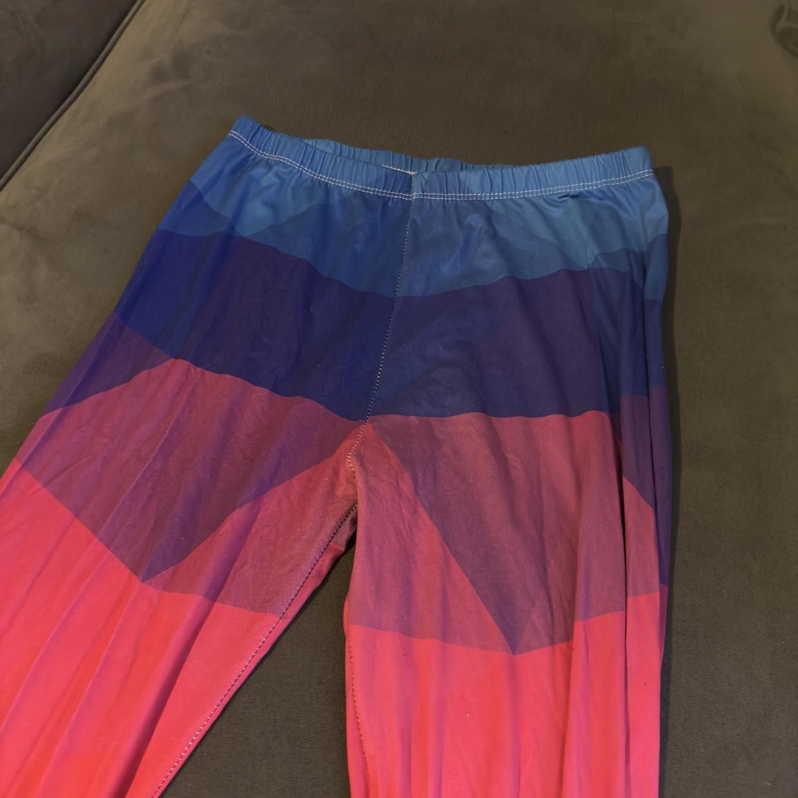 Designer Colorful Gradient High-Waisted Leggings Size US 32 / EU 48 - 2 Thumbnail