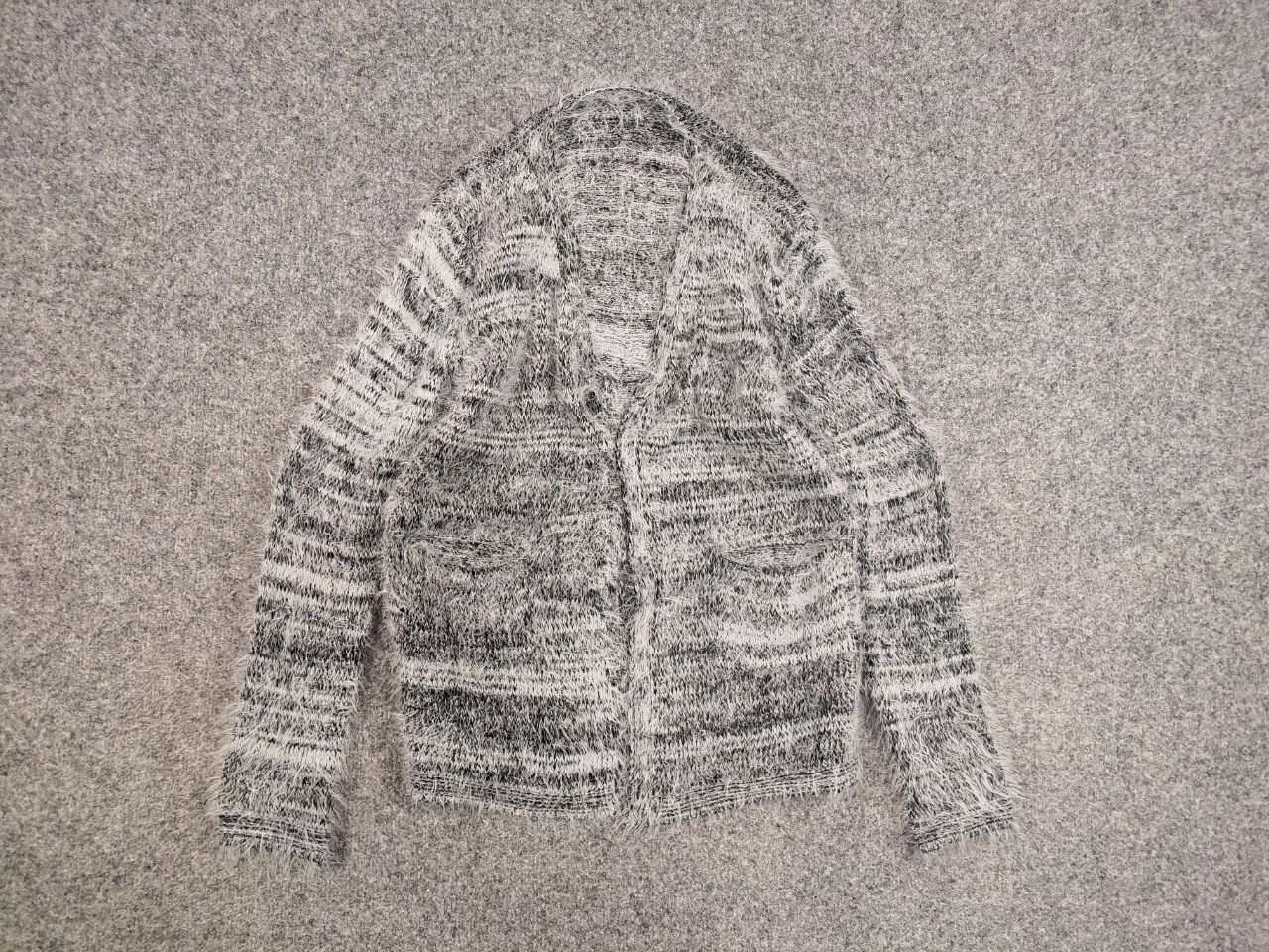 Japanese Brand Vintage Japan Design Mohair fuzzy Cardigan Sweater Y2K Style Size US S / EU 44-46 / 1 - 10 Thumbnail
