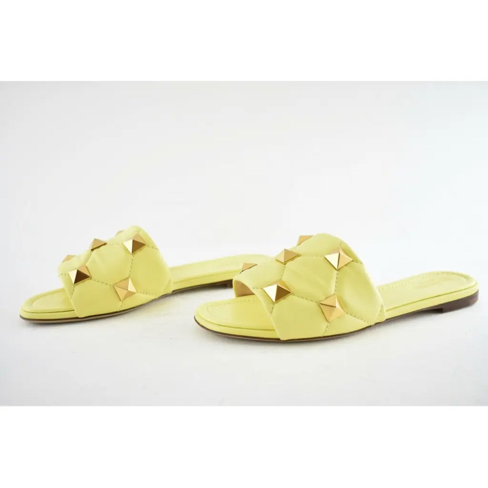 Valentino Valentino Rockstud Roman Stud Lime Yellow Leather Quilted Size US 5 / IT 35 - 9 Thumbnail