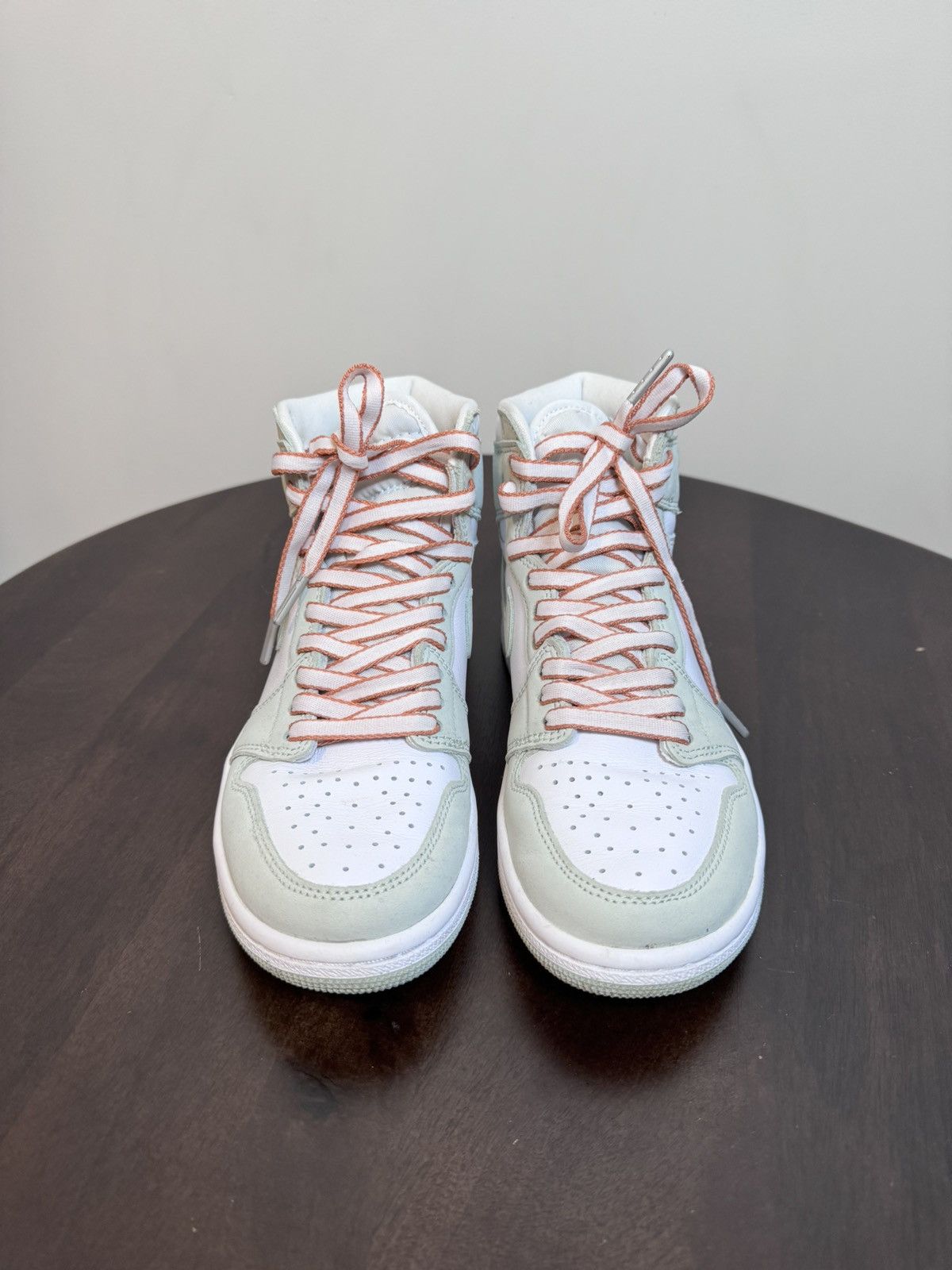 Jordan Brand Air Jordan 1 High Retro OG Seafoam Size US 6 / IT 36 - 2 Thumbnail