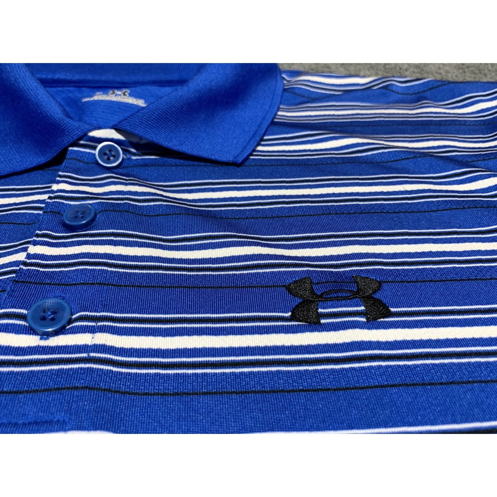 Under Armour UNDER ARMOUR VENTED GOLF POLO SHIRT - L - BLUE STRIPE - HEAT GEAR - MENS Size US L / EU 52-54 / 3 - 4 Thumbnail