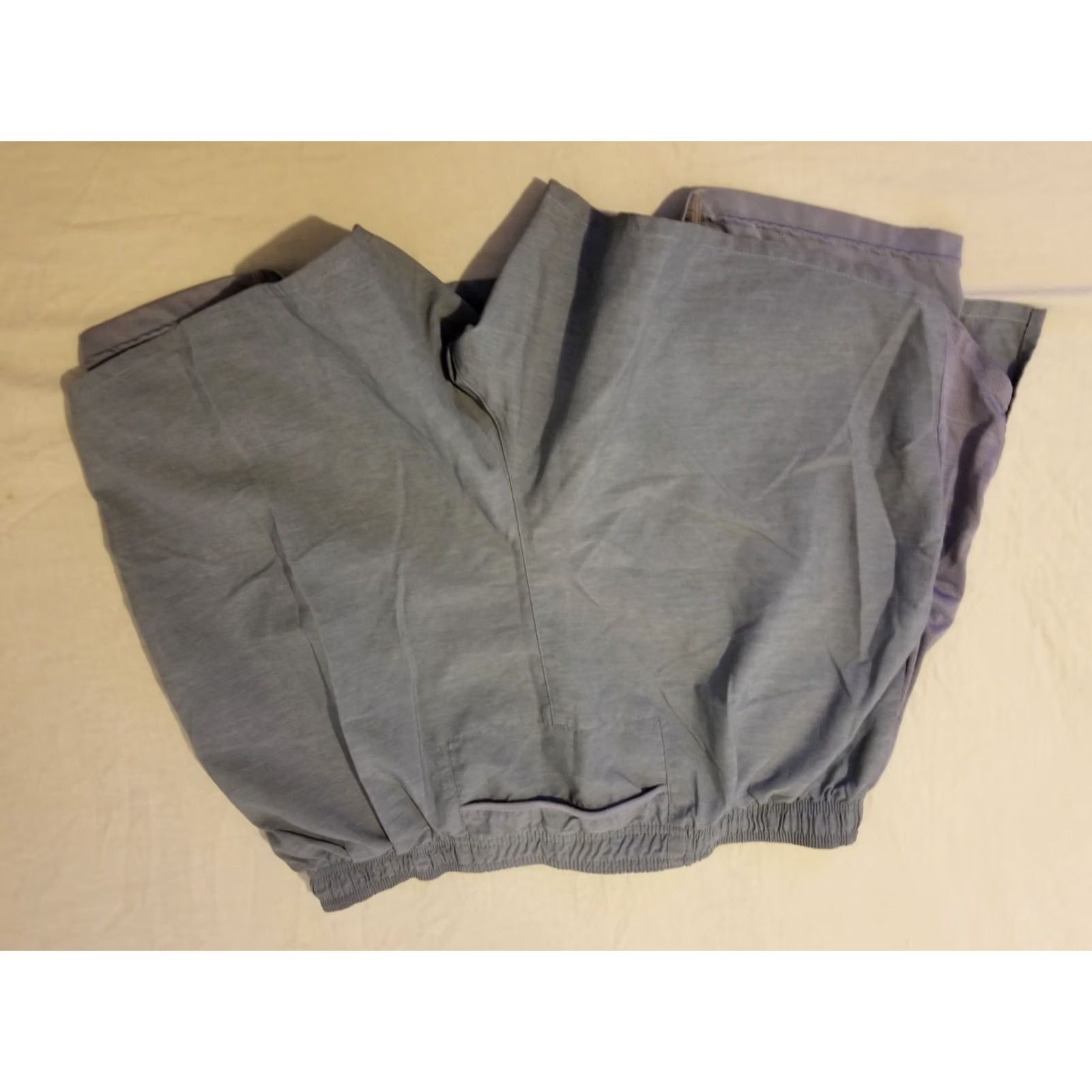 Nike Mens Nike Shorts 2XL XXL Gray Athletic Gym Workout Running Size US 39 - 2 Thumbnail