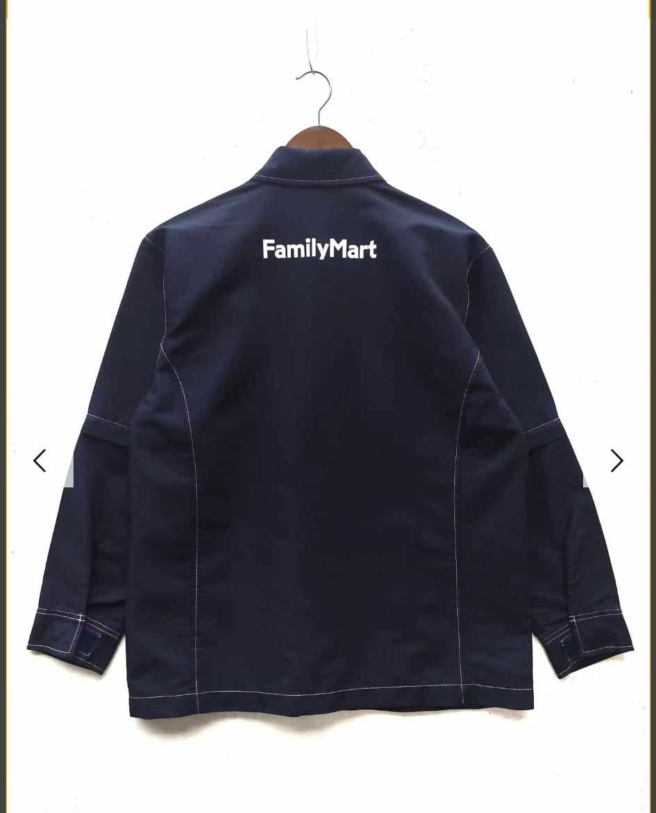 Japanese Brand Family Mart workers shirt Size US M / EU 48-50 / 2 - 4 Thumbnail
