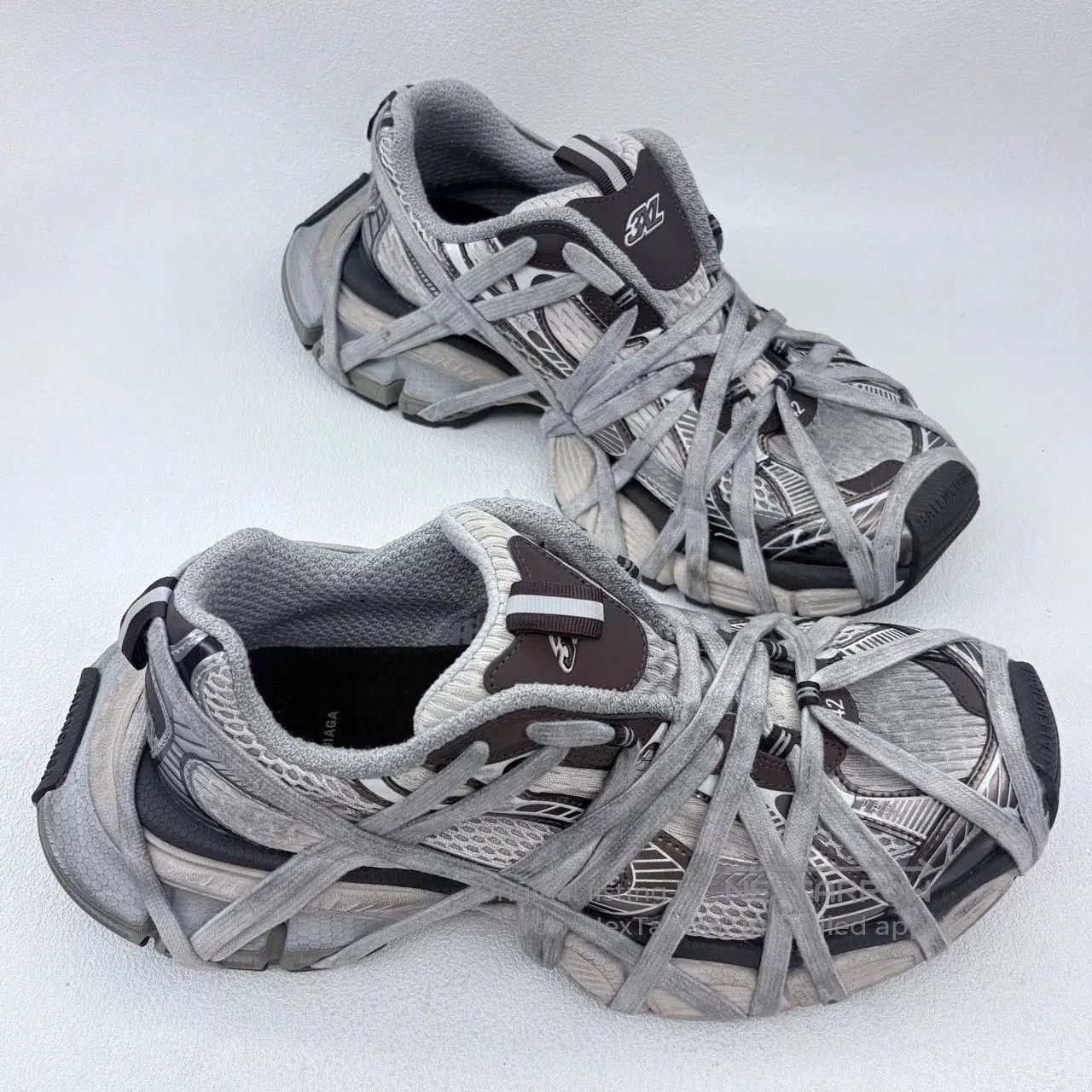 Balenciaga balenciaga 3xl low. Size US 9 / EU 42 - 3 Thumbnail