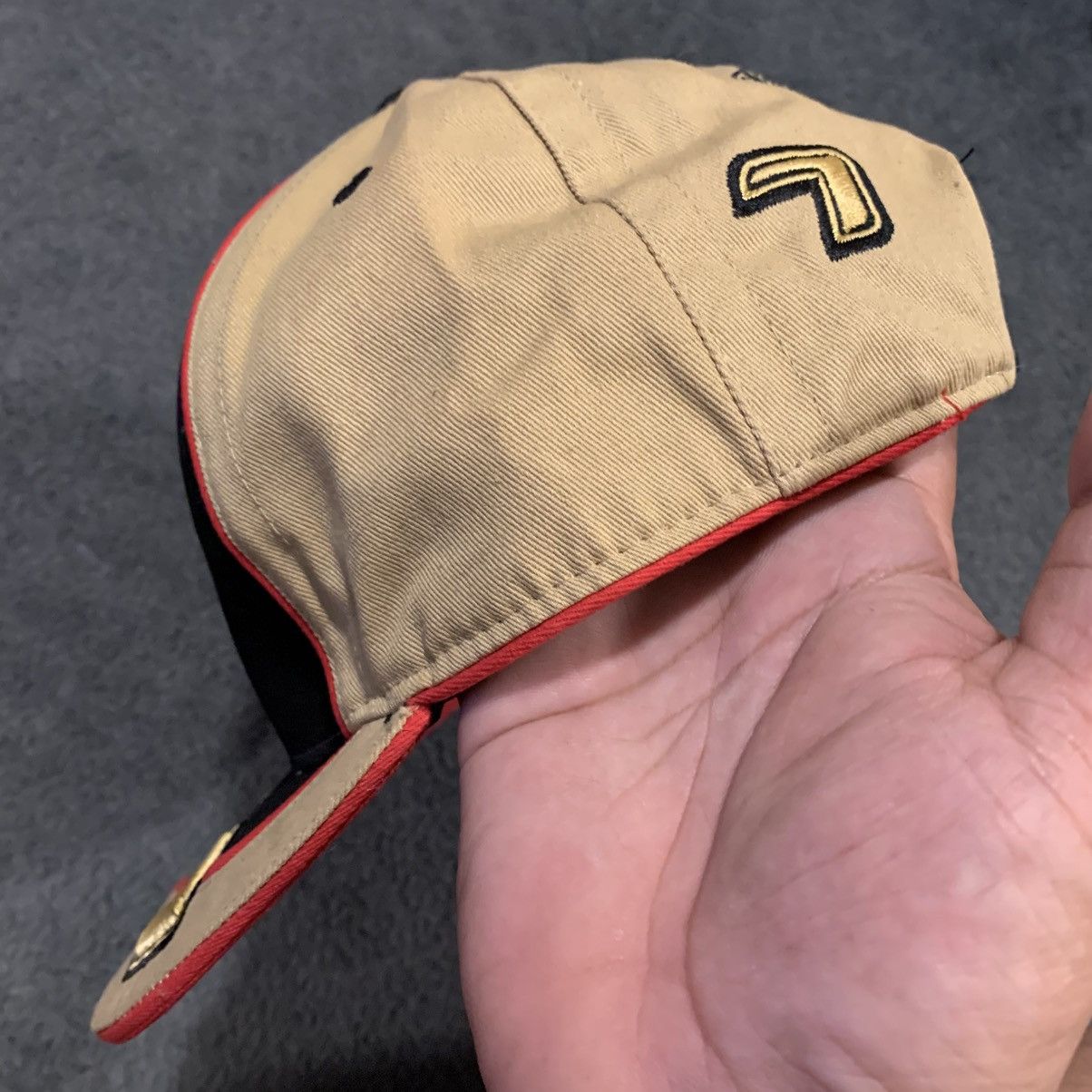 Formula 1 RARE Kimi Räikkönen 2013 Lotus F1 "The Iceman" Cap Size ONE SIZE - 5 Thumbnail