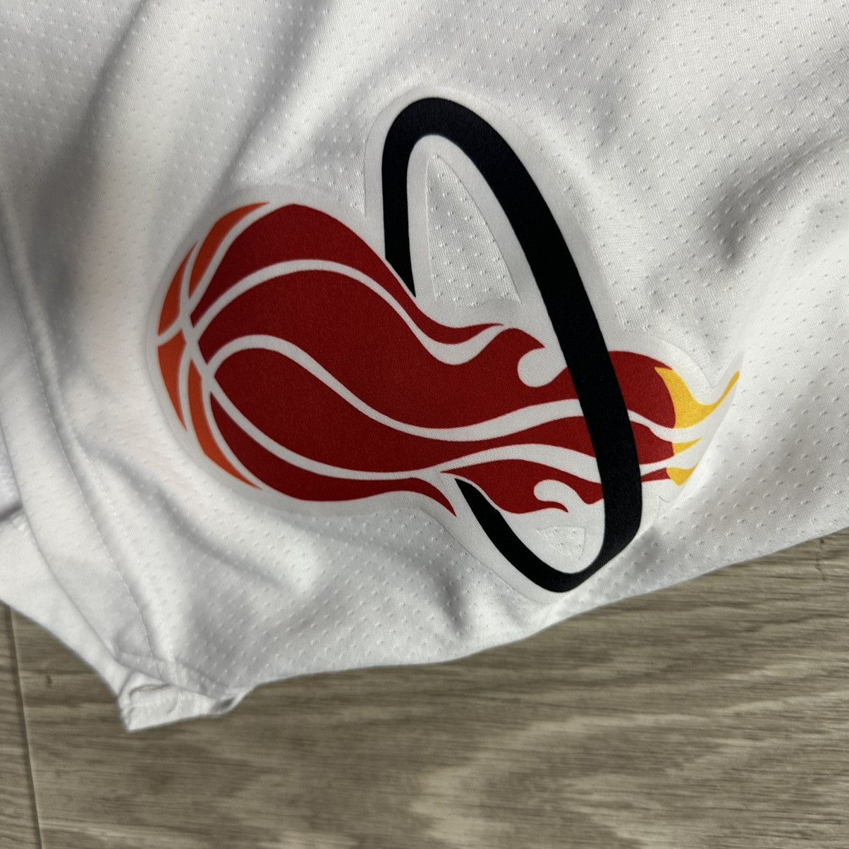 NBA × Nike Authentic Miami Heat White Shorts Size US 38 / EU 54 - 3 Thumbnail