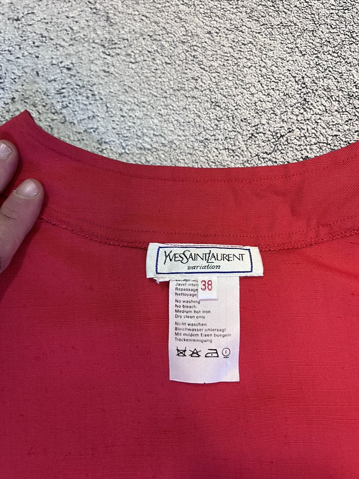 Yves Saint Laurent YSL Variation Red Silk Linen Blouse Gold Buttons Vintage F38 Size S / US 4 / IT 40 - 9 Thumbnail