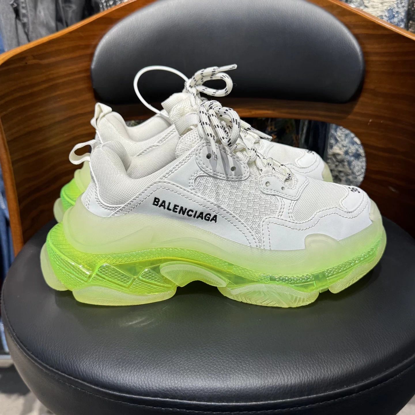 Balenciaga Balenciaga Triples White Green 36 Mint Size US 5 / IT 35 - 4 Thumbnail