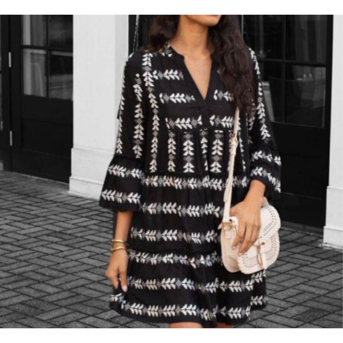 ELAN ELAN NWOT ACKLINS EMBROIDERED DRESS sz L Size L / US 10 / IT 46 - 3 Thumbnail