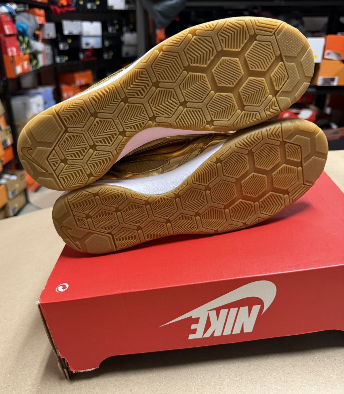 Nike Nike Gato LV8 Indoor Soccer Gold Men’s size 11 shoes NEW Size US 11 / EU 44 - 5 Thumbnail