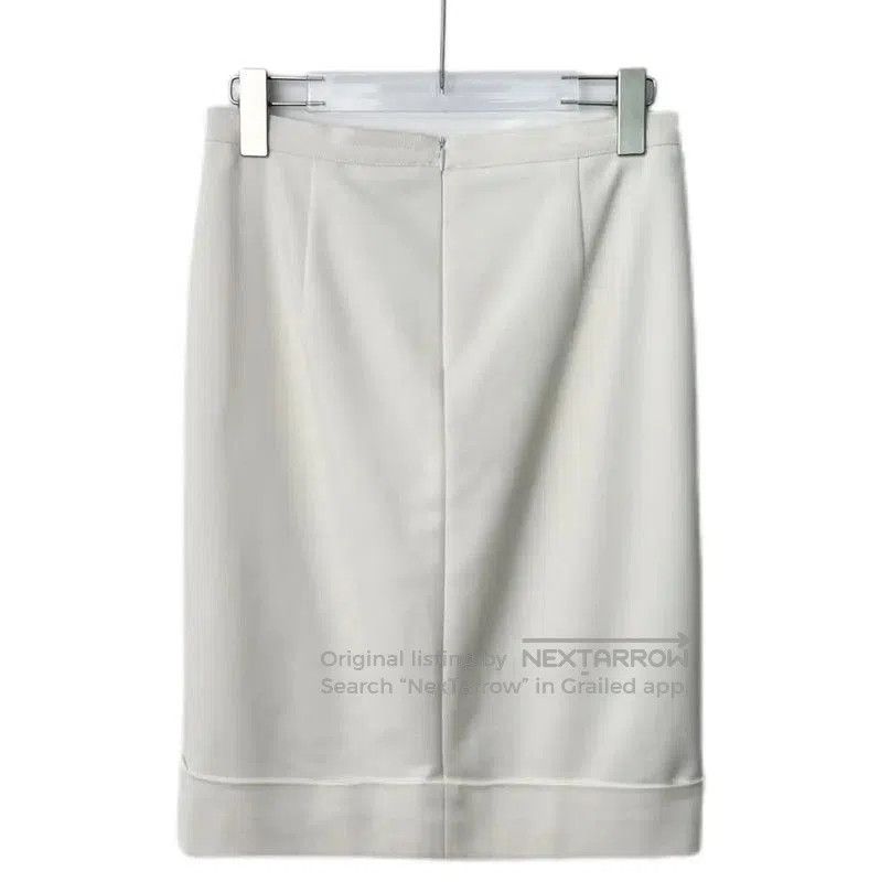 Max Mara MaxMara Women's White Cotton Blend Skirt . Size 23" - 2 Thumbnail
