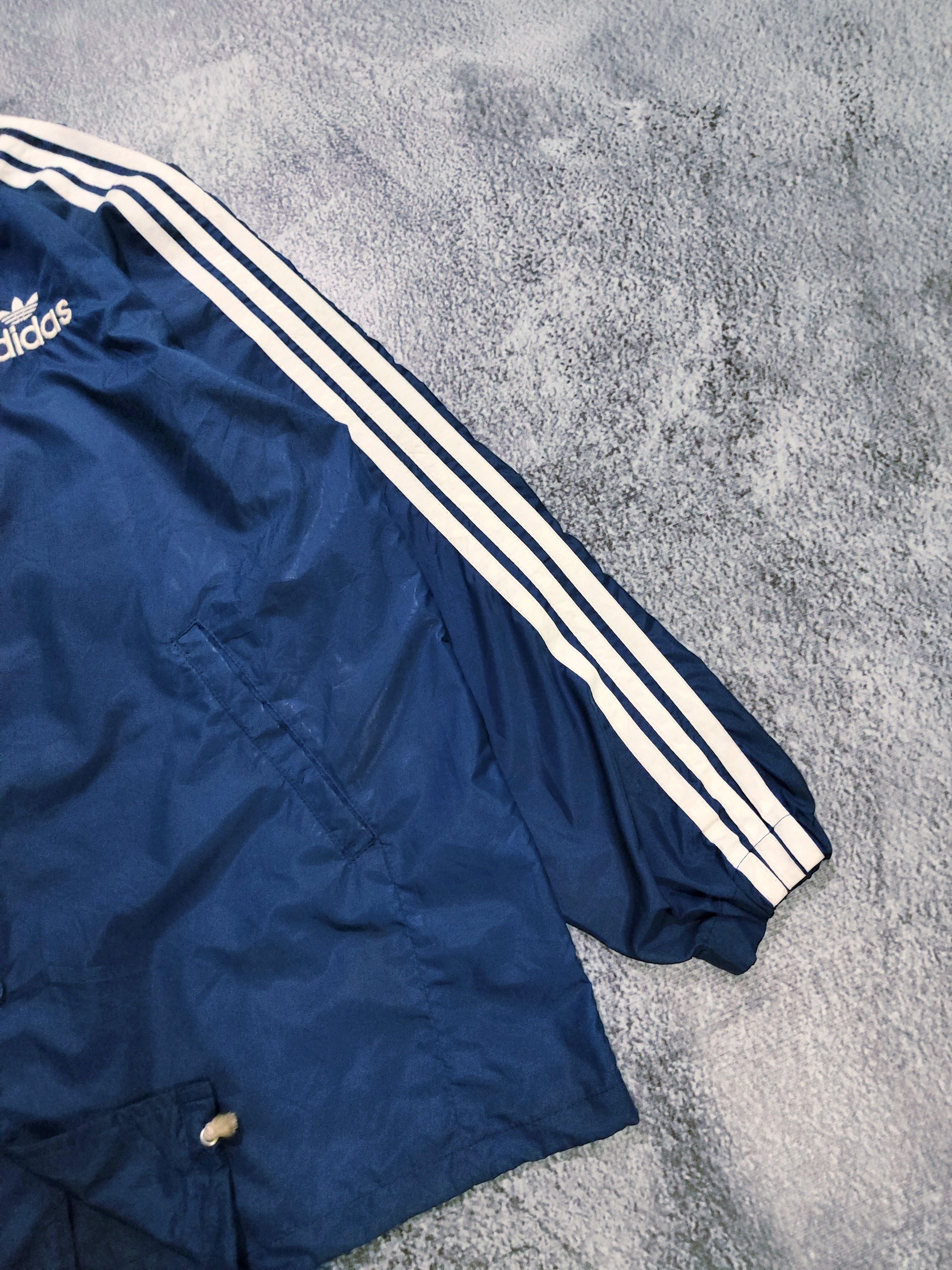 Adidas Vintage 80's Adidas Coach Windbreaker Jacket Size US L / EU 52-54 / 3 - 3 Thumbnail