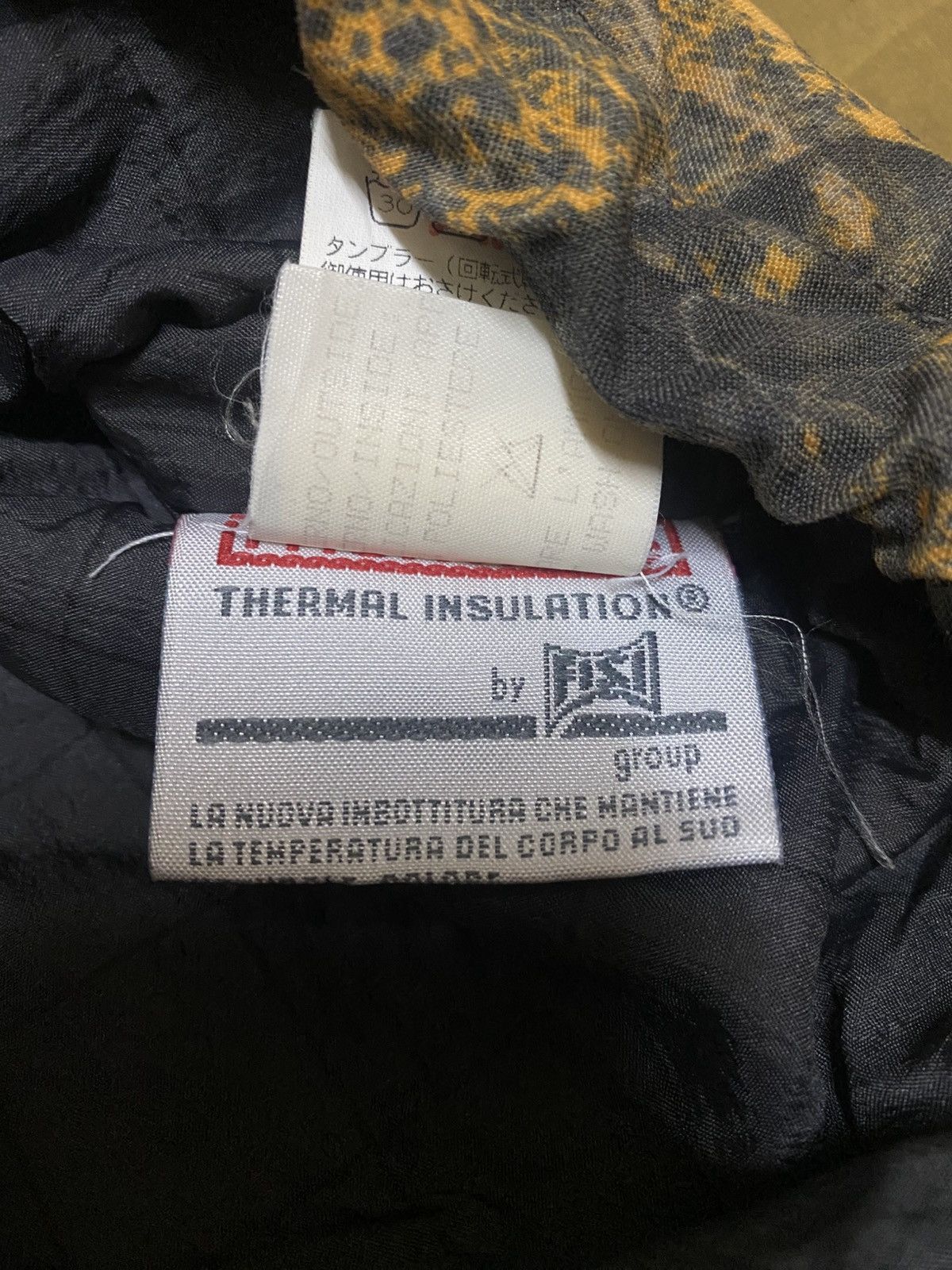 Japanese Brand Vintage 90s Silvy Abstract Pattern Ski Jacket Winterwear Size US XXL / EU 58 / 5 - 14 Thumbnail
