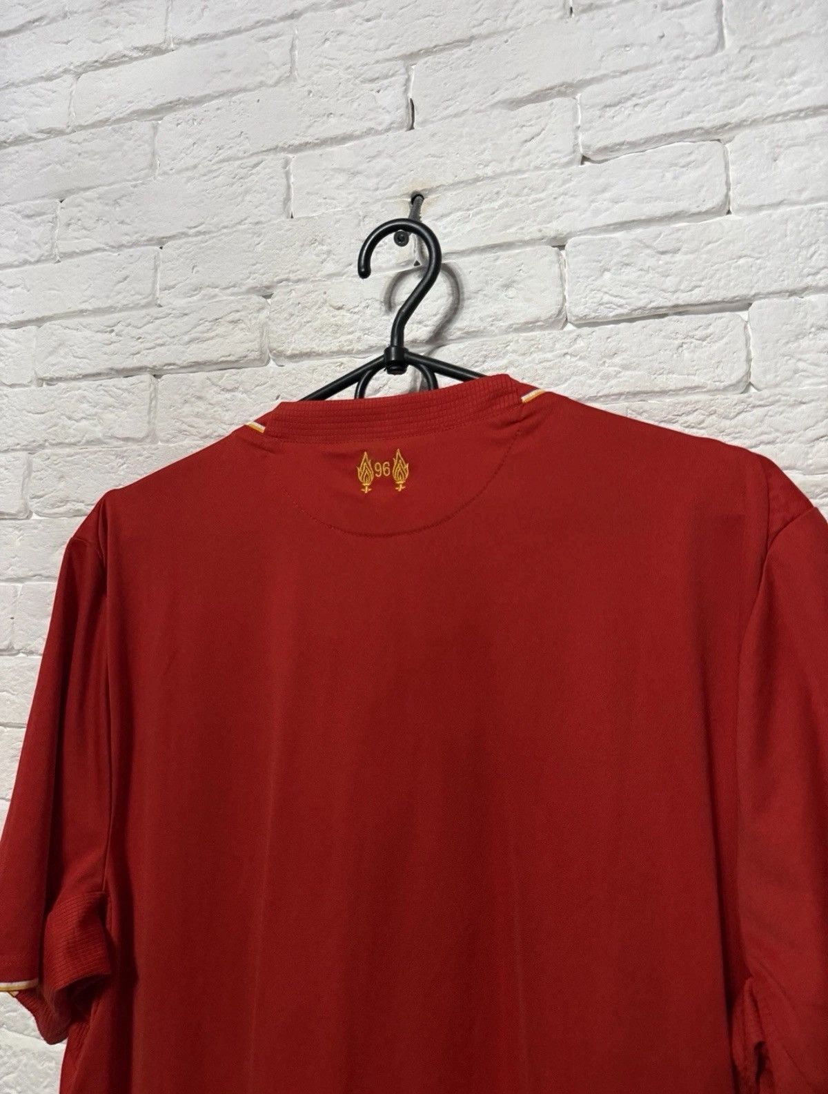 New Balance New Balance Liverpool 15/16 Jersey Home Football Shirt Sz L Size US L / EU 52-54 / 3 - 10 Thumbnail