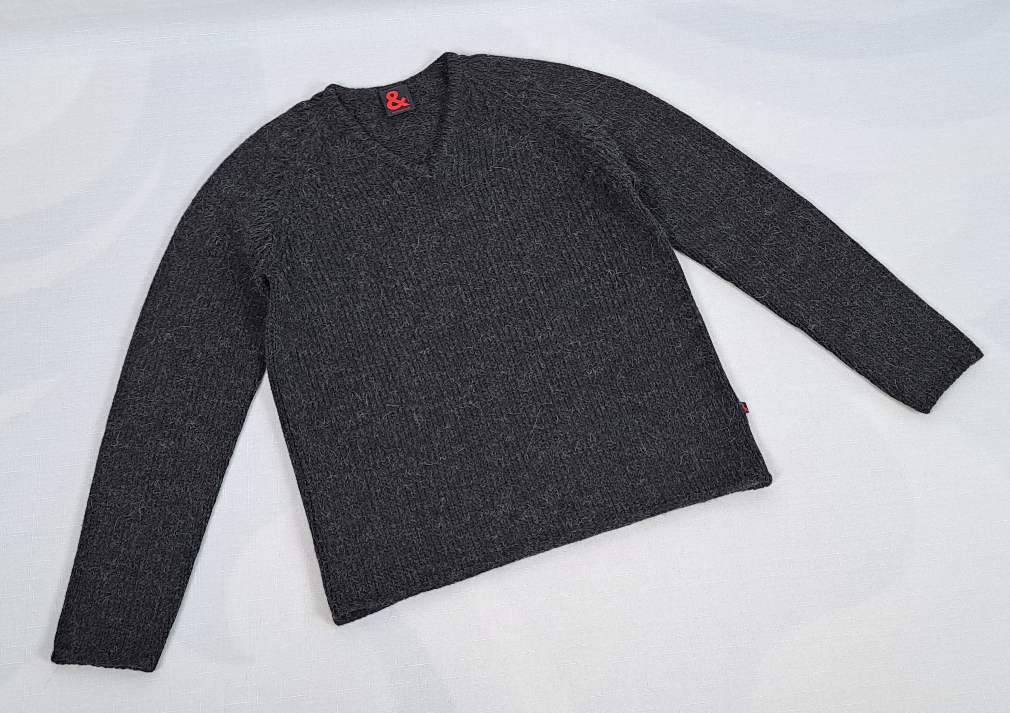 Dolce & Gabbana Vintage Dolce & Gabbana alpaca/wool sweater. Size 50 Size US M / EU 48-50 / 2 - 6 Thumbnail