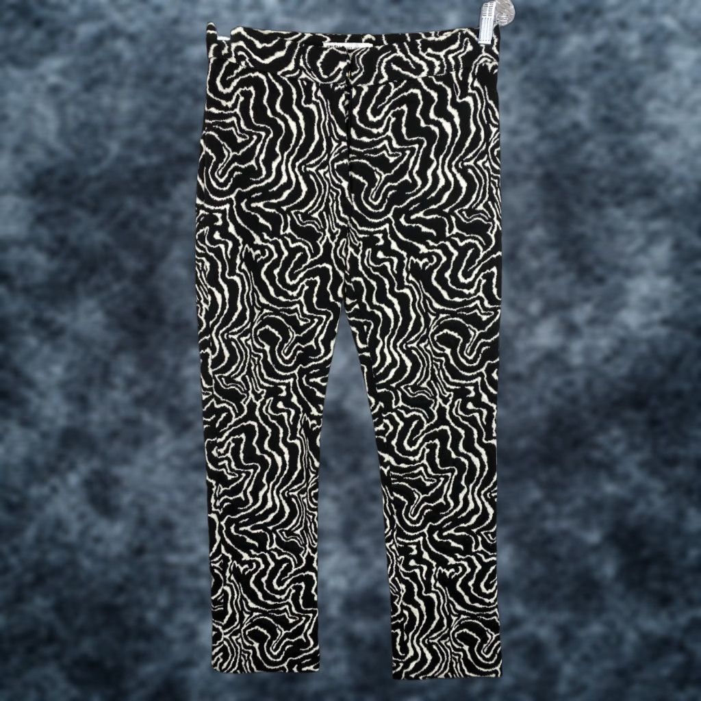 Zara Zara Pants Womens S Black White Knit Ankle Trousers Stretch Tapered Leg Multicolor Animal Print Pockets Fall Spring Summer Winter Size 28" / US 6 / IT 42 - 1 Thumbnail