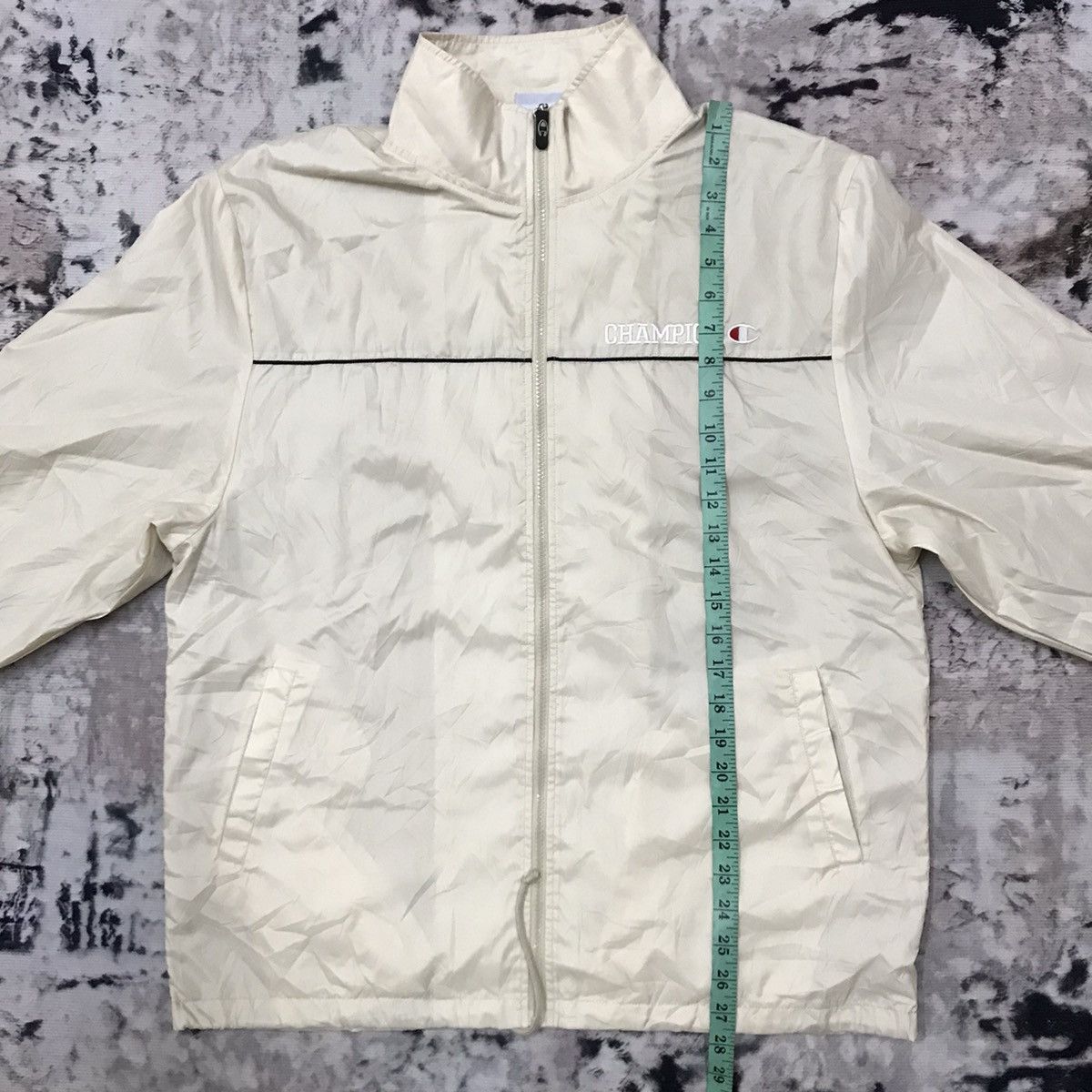 Champion × Vintage Vintage Champion Authentic Athletic Apparel Windbreaker Size US M / EU 48-50 / 2 - 16 Thumbnail