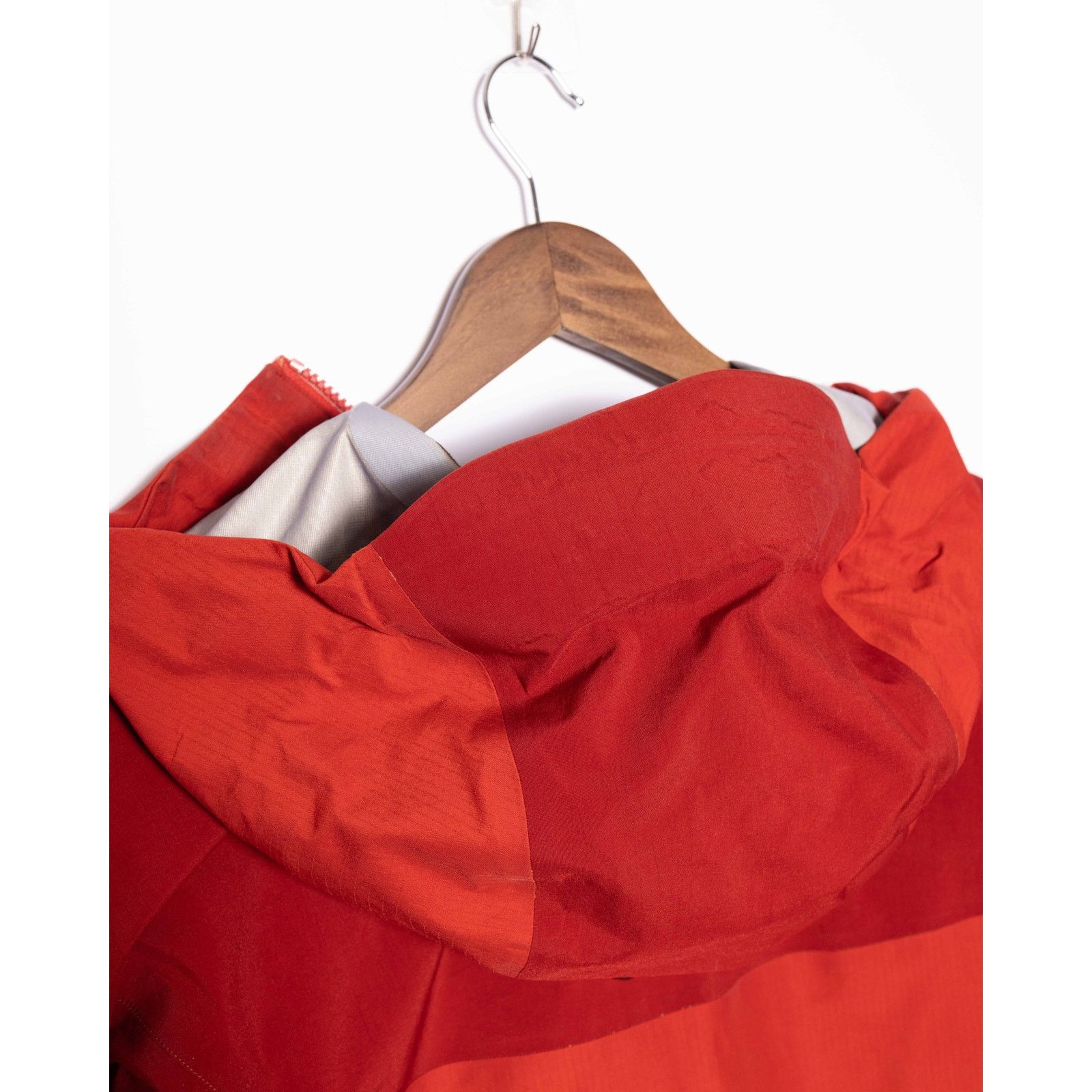 Arc'teryx Vintage Arcteryx Beta SV Sangria Medium 2005 Size US M / EU 48-50 / 2 - 14 Thumbnail