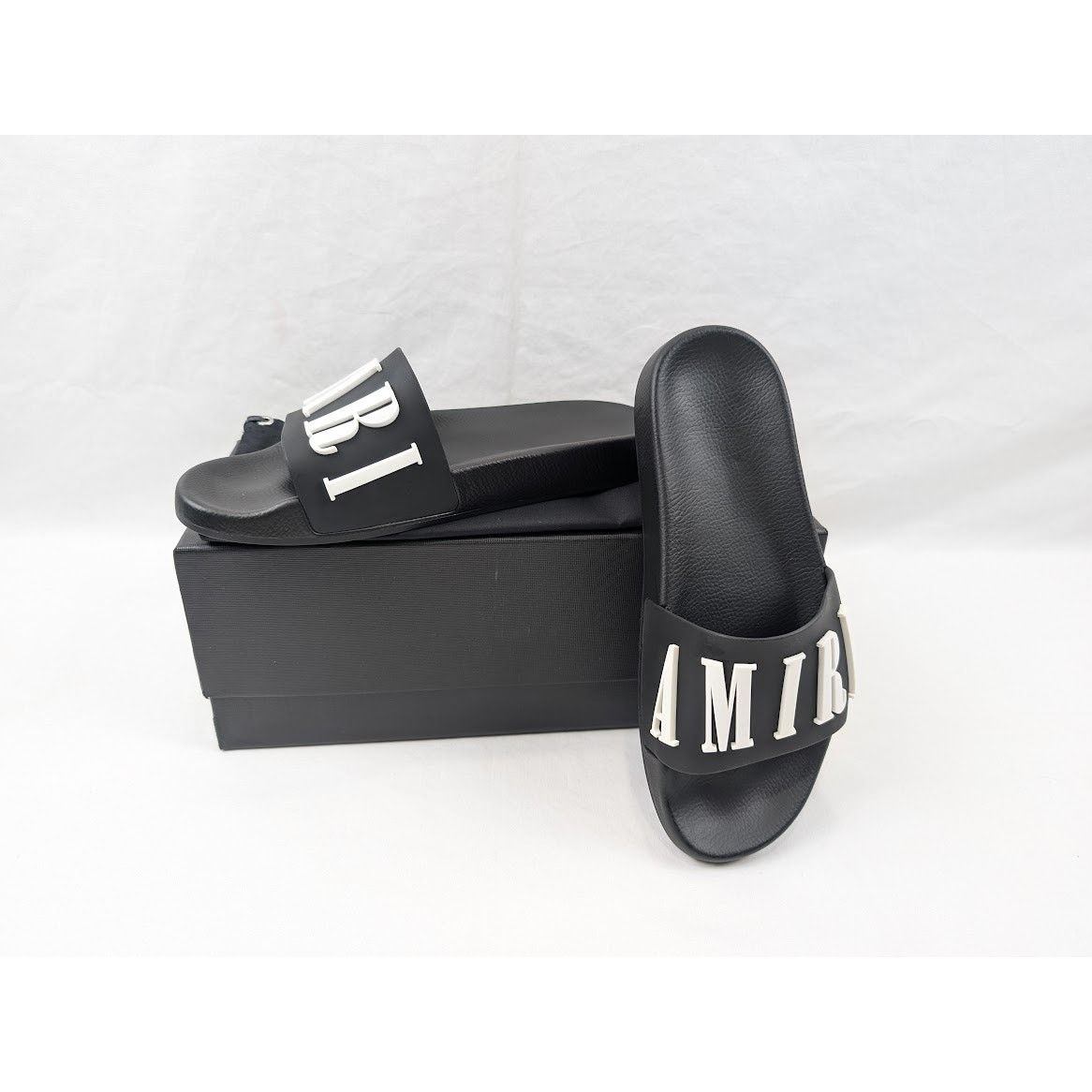 Amiri o1rshd1 Logo Pool Slide Slipper in Black/White Size US 7 / EU 40 - 17 Thumbnail