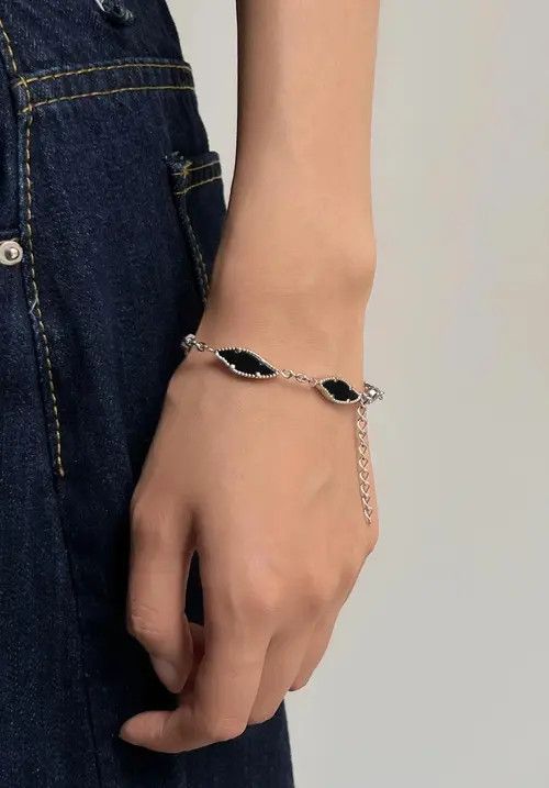 Jewelry Silver Chain Bracelet with Black Leaf-Shaped Accents Size ONE SIZE - 6 Thumbnail