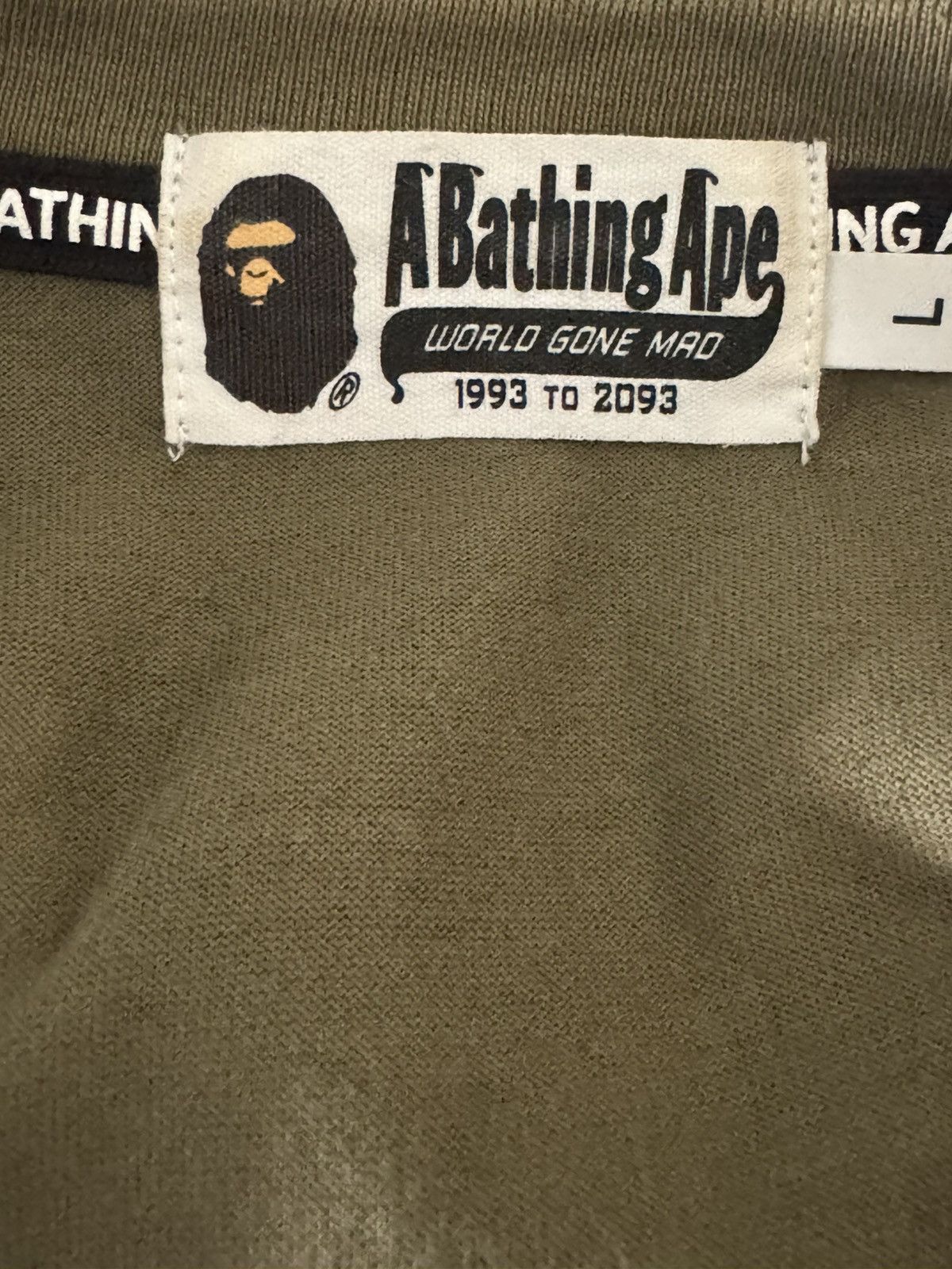 Bape 1st Camo Tiger Tee Size US L / EU 52-54 / 3 - 4 Thumbnail