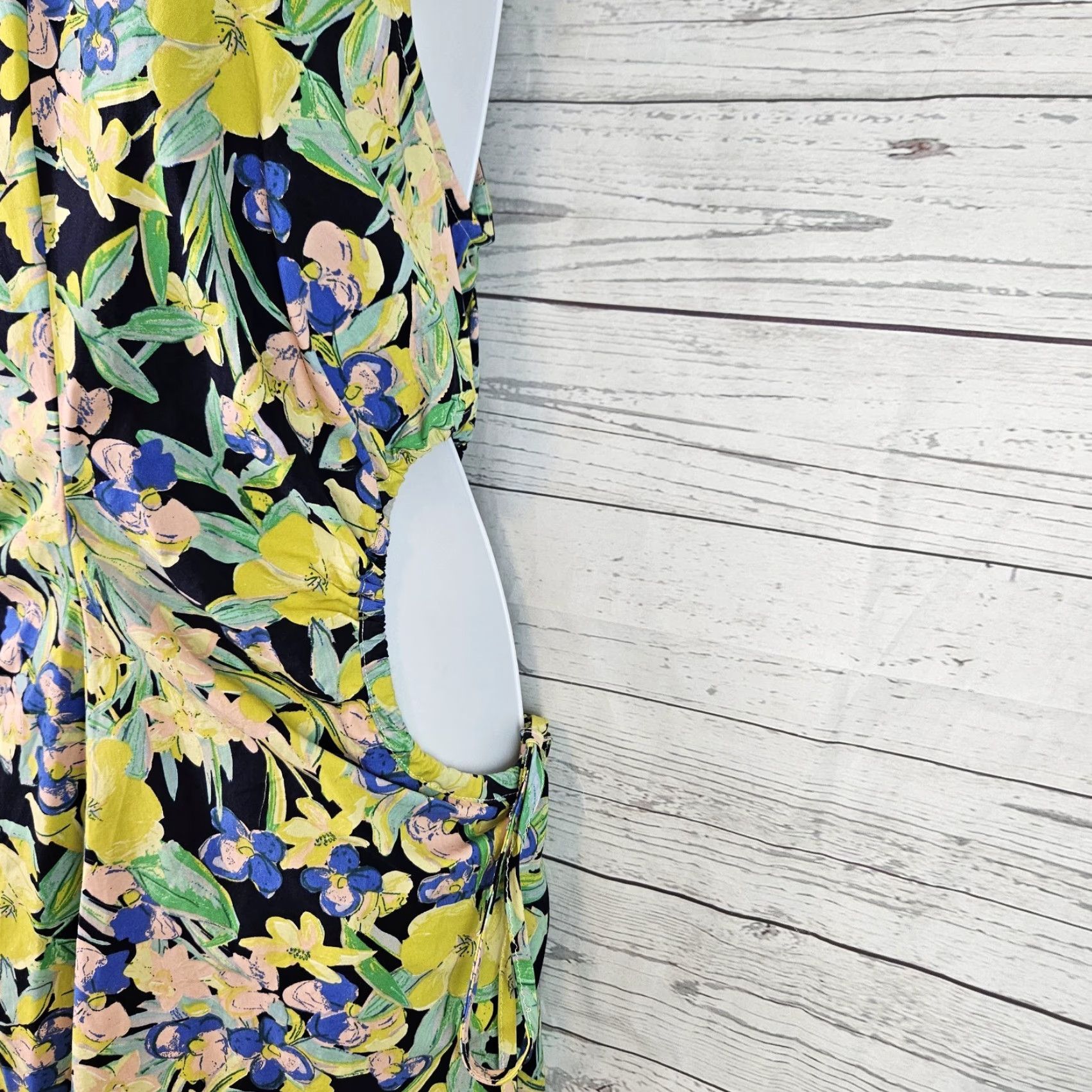 Topshop Topshop Womens Dress Sz 6 Green Yellow Floral Sleeveless Cotton Mini Dress Womens Topshop Size 6 Green Floral Sleeveless Cotton Short Dress Size M / US 6-8 / IT 42-44 - 4 Thumbnail