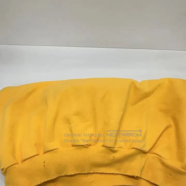 Balenciaga Balenciaga Yellow Logo Print Hooded Sweatshirt. Size US XS / EU 42 / 0 - 9 Thumbnail