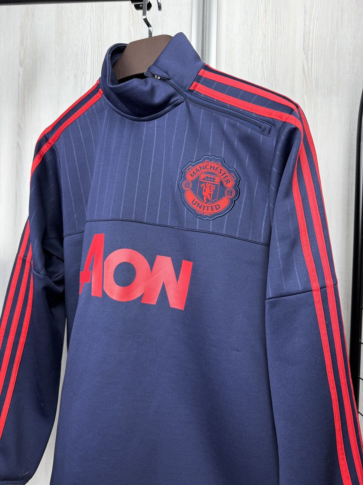 Adidas 2015 2016 Manchester United Training Sweatshirt Men’s Adidas Size US XL / EU 56 / 4 - 5 Thumbnail