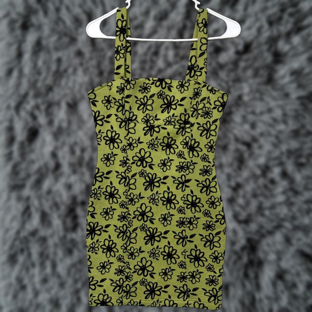 Forever 21 FOREVER 21 Dress S Floral Green Sleeveless Bodycon Mini Square Neck Strappy Dress Women's Casual Party/Cocktail 2000s Y2K Vintage Not Vintage Size S / US 4 / IT 40 - 1 Thumbnail