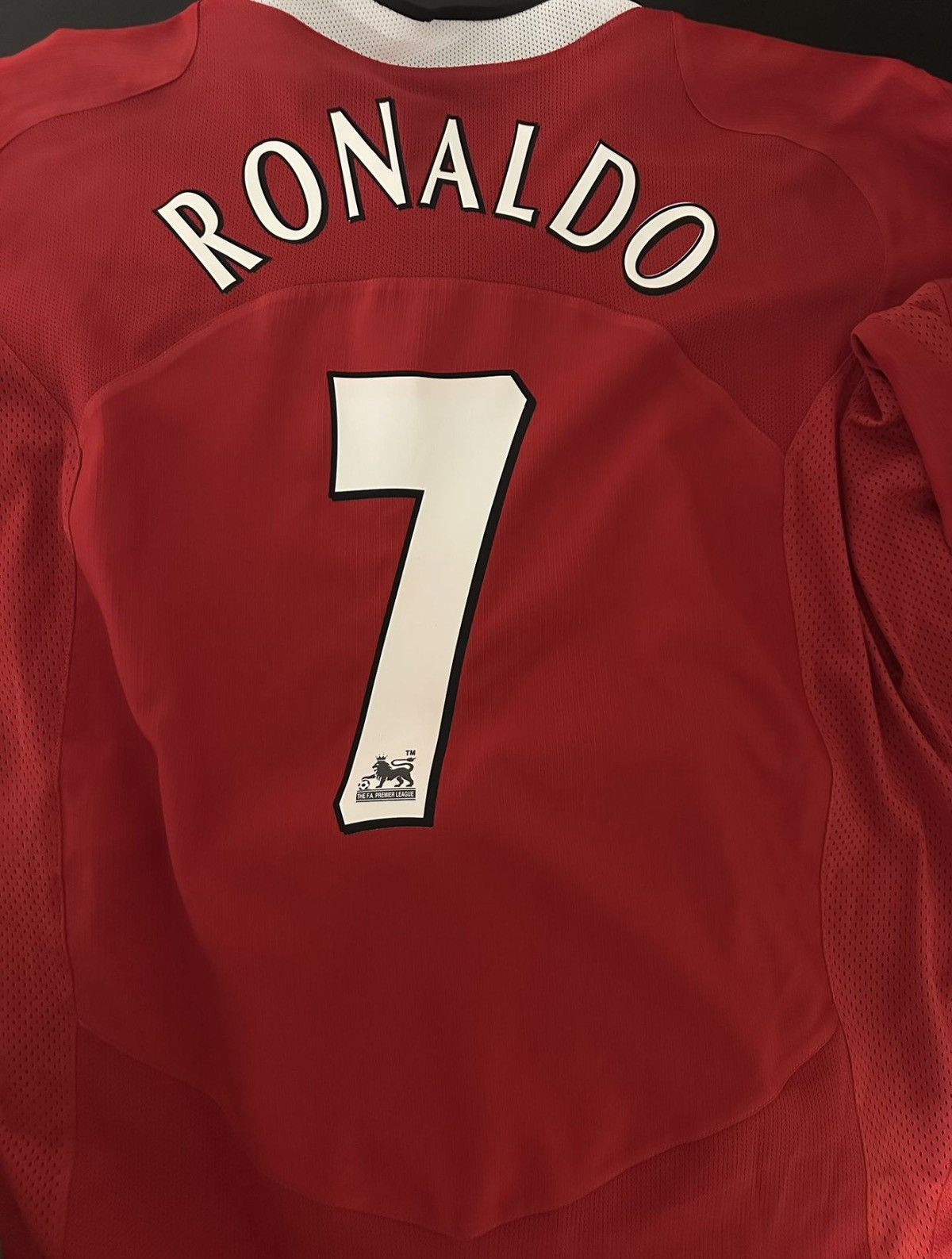 Nike MANCHESTER UNITED 2004-06 HOME SHIRT - RONALDO 7 Size US XL / EU 56 / 4 - 2 Thumbnail