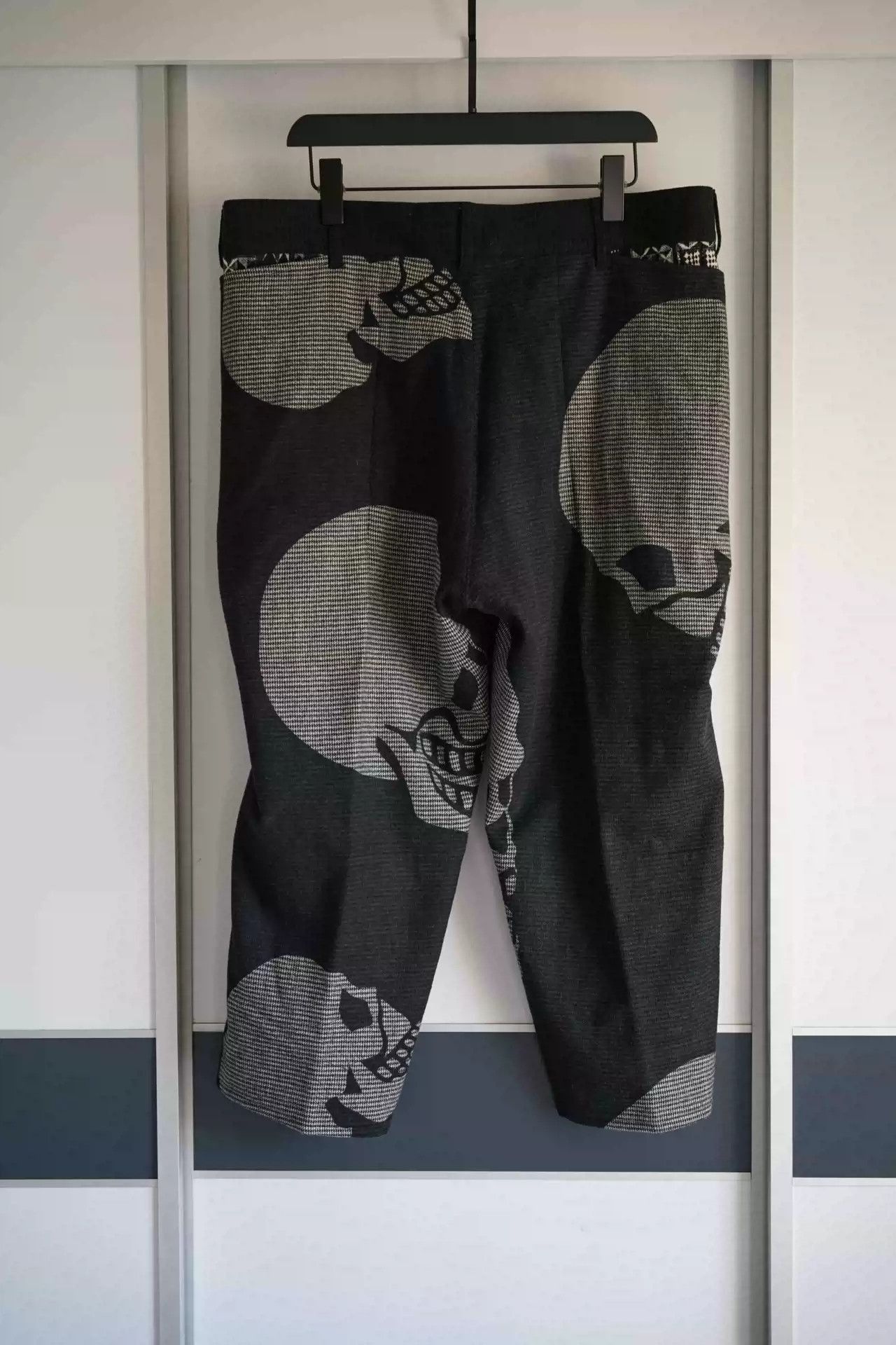 Yohji Yamamoto Yohji Yamamoto 14aw Skulls Covered In Eighth Pants-2505 Size US 42 / EU 58 - 2 Thumbnail