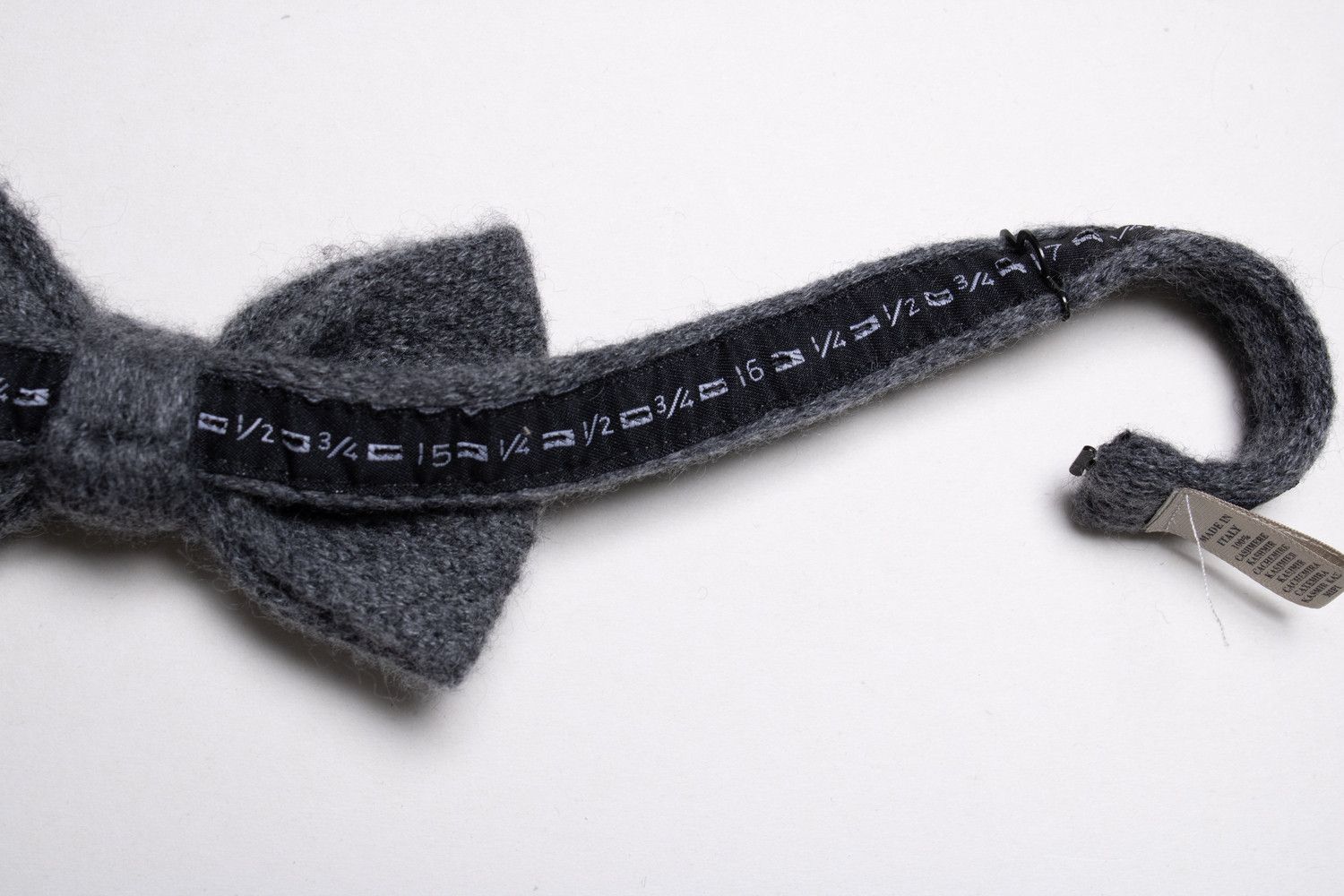 Burberry Burberry, grey knitted bow tie Size ONE SIZE - 4 Thumbnail