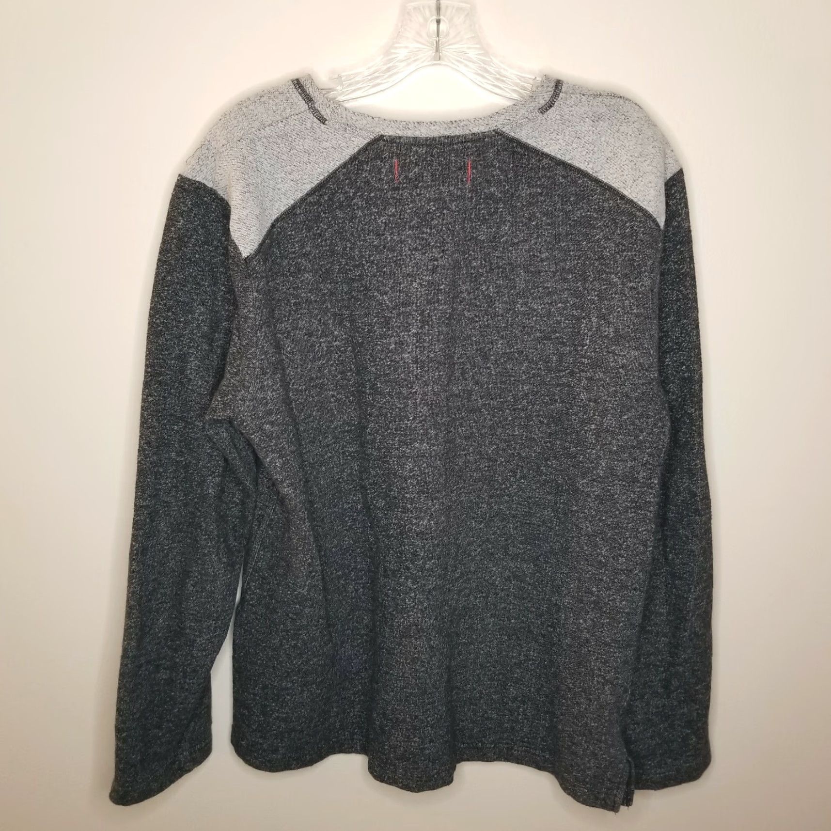 Tommy Bahama Tommy Bahama Sweater Gray Long Sleeve Pullover Size L Mens Size US L / EU 52-54 / 3 - 5 Thumbnail