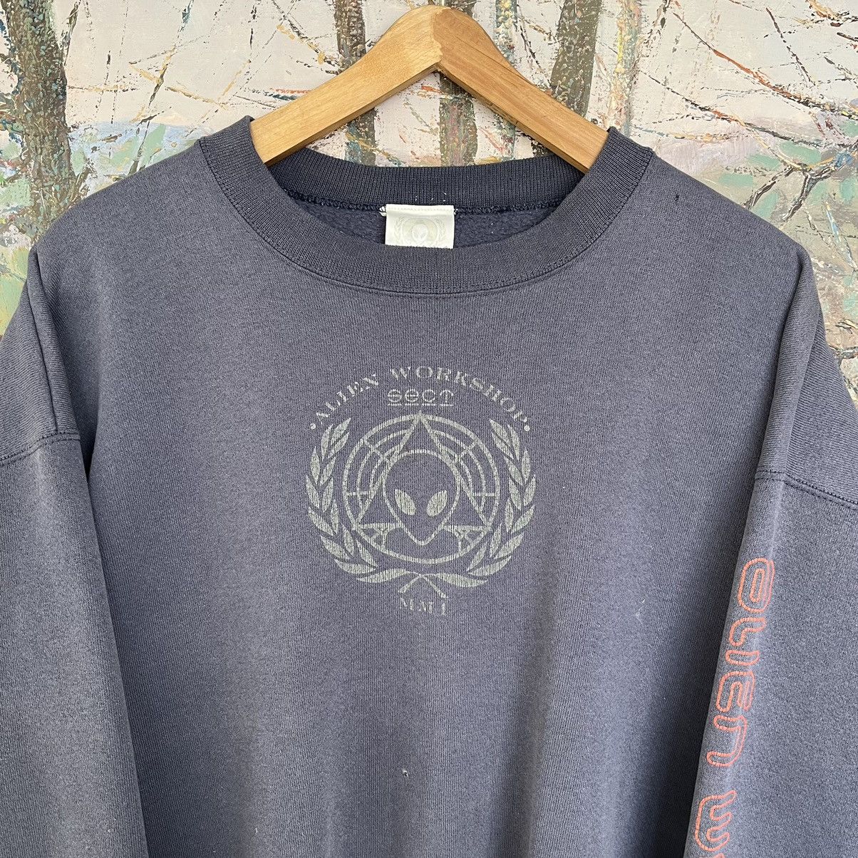 Alien Workshop × American Apparel × Hook-Ups vintage Alien Workshop faded crew neck sweatshirt MMI sect Size US XL / EU 56 / 4 - 5 Thumbnail
