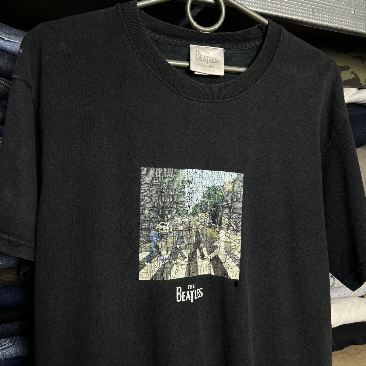 Band Tees Vintage The Beatles 2005 Big logo Rock Band tee size M Size US M / EU 48-50 / 2 - 2 Thumbnail