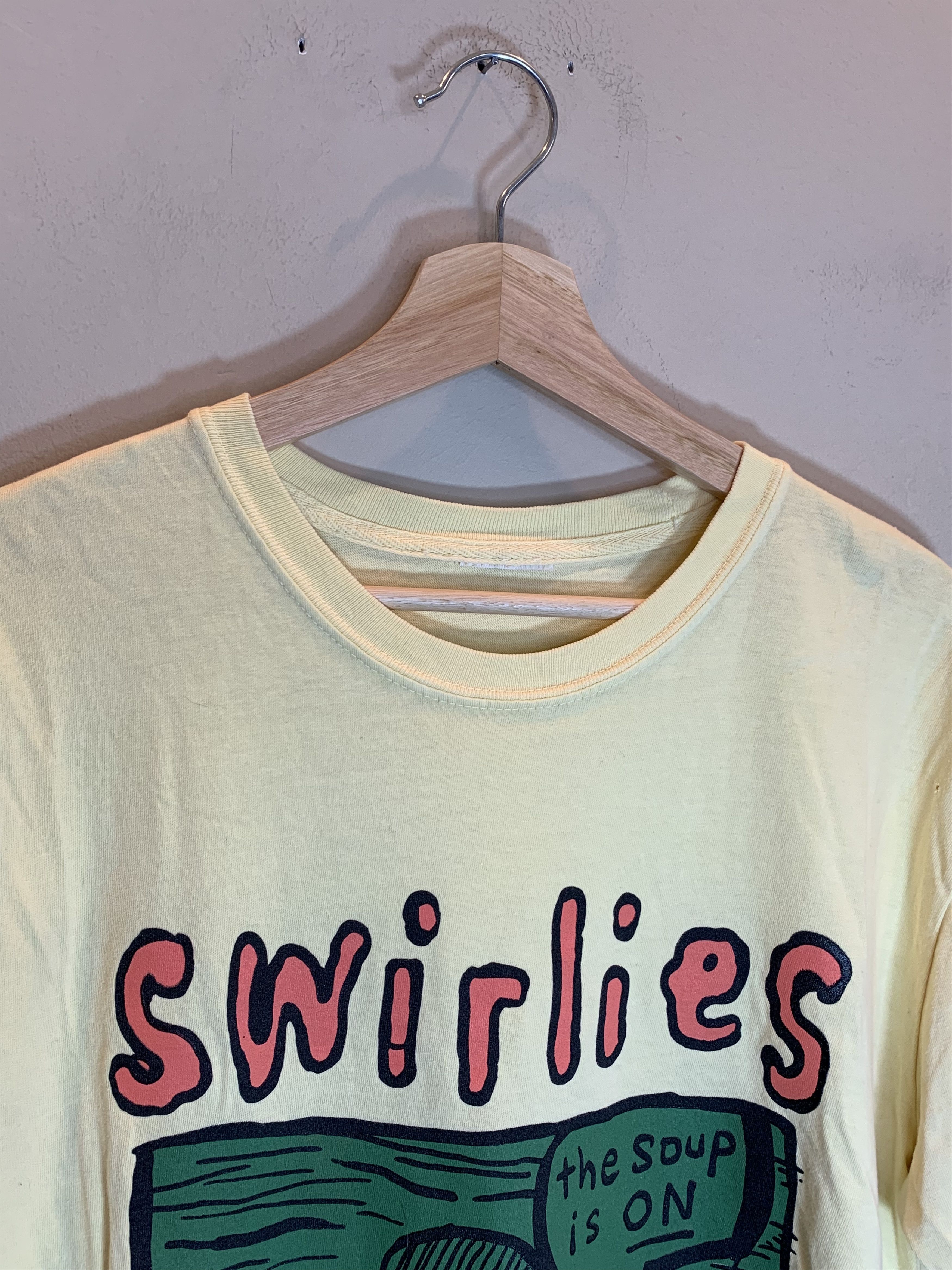 Band Tees *RARE* Vintage Swirlies The Soup Is On Art Band Y2K T-Shirt Size US L / EU 52-54 / 3 - 5 Thumbnail