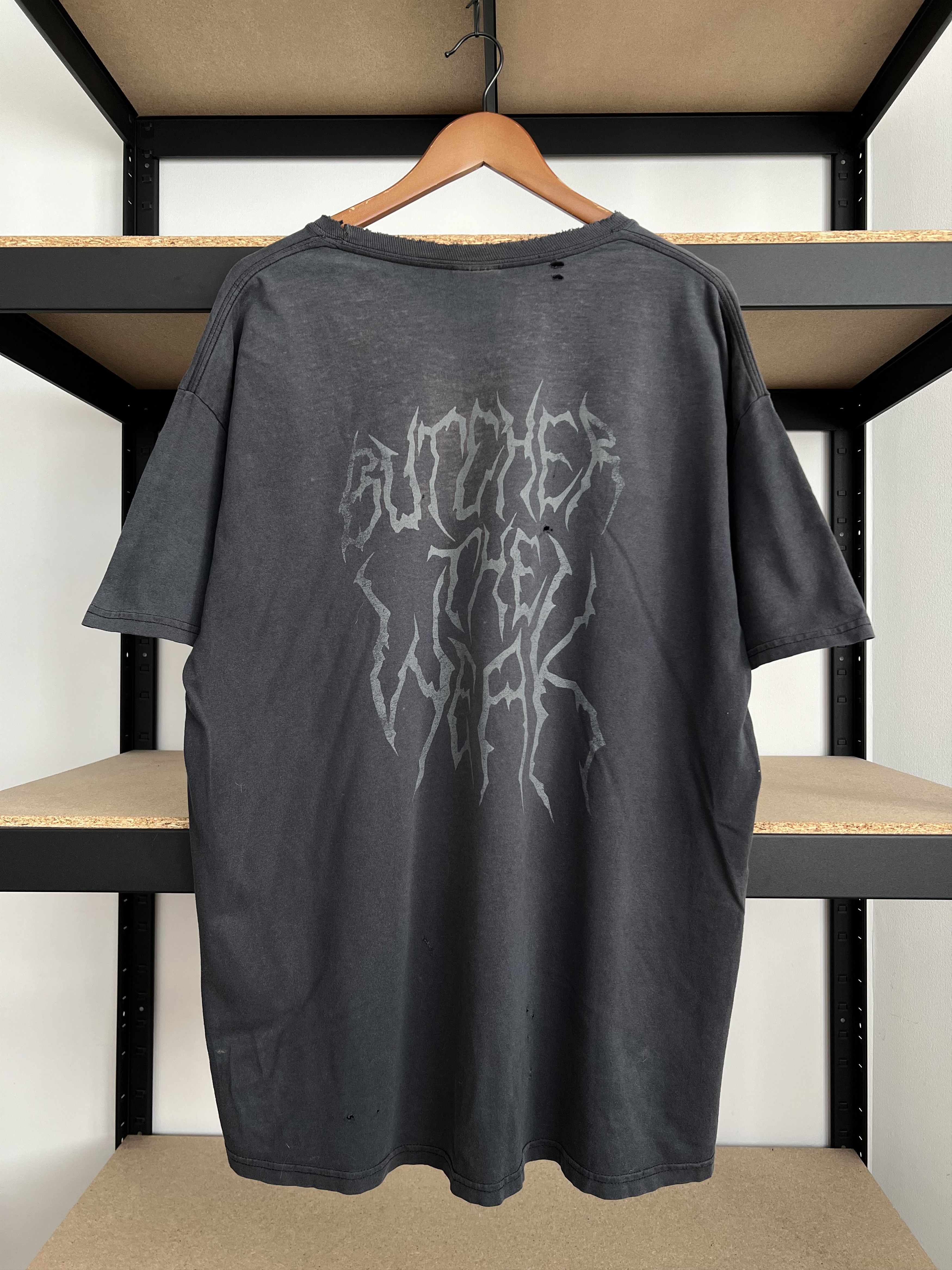 Band Tees Vintage 2000s Devourment Butcher the Weak Death Metal Tshirt Size US XL / EU 56 / 4 - 2 Thumbnail