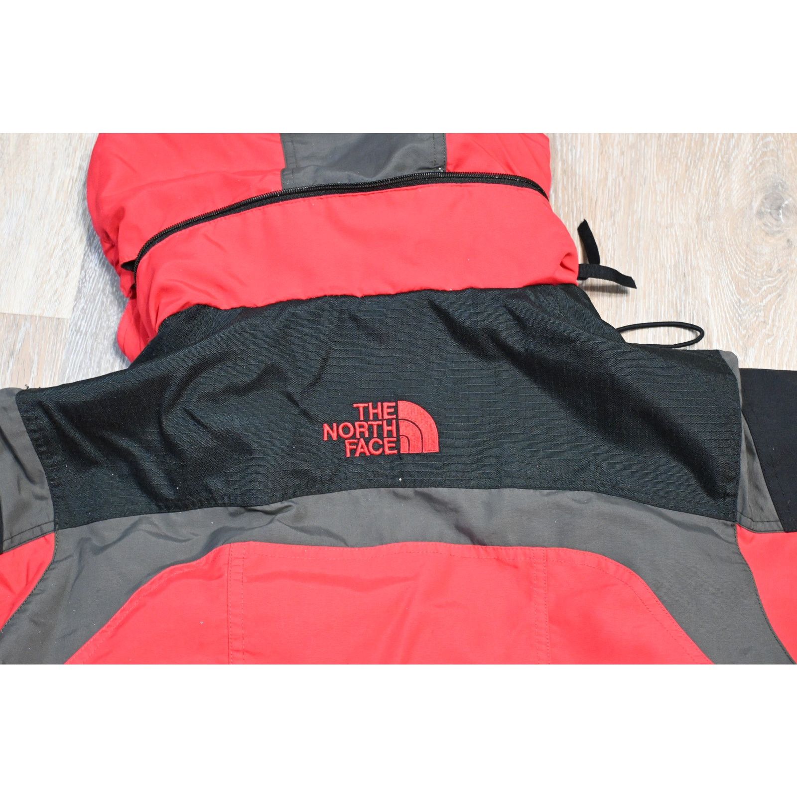 The North Face The North Face Vintage Anorak Jacket Mens Medium Red Black Size US M / EU 48-50 / 2 - 8 Thumbnail