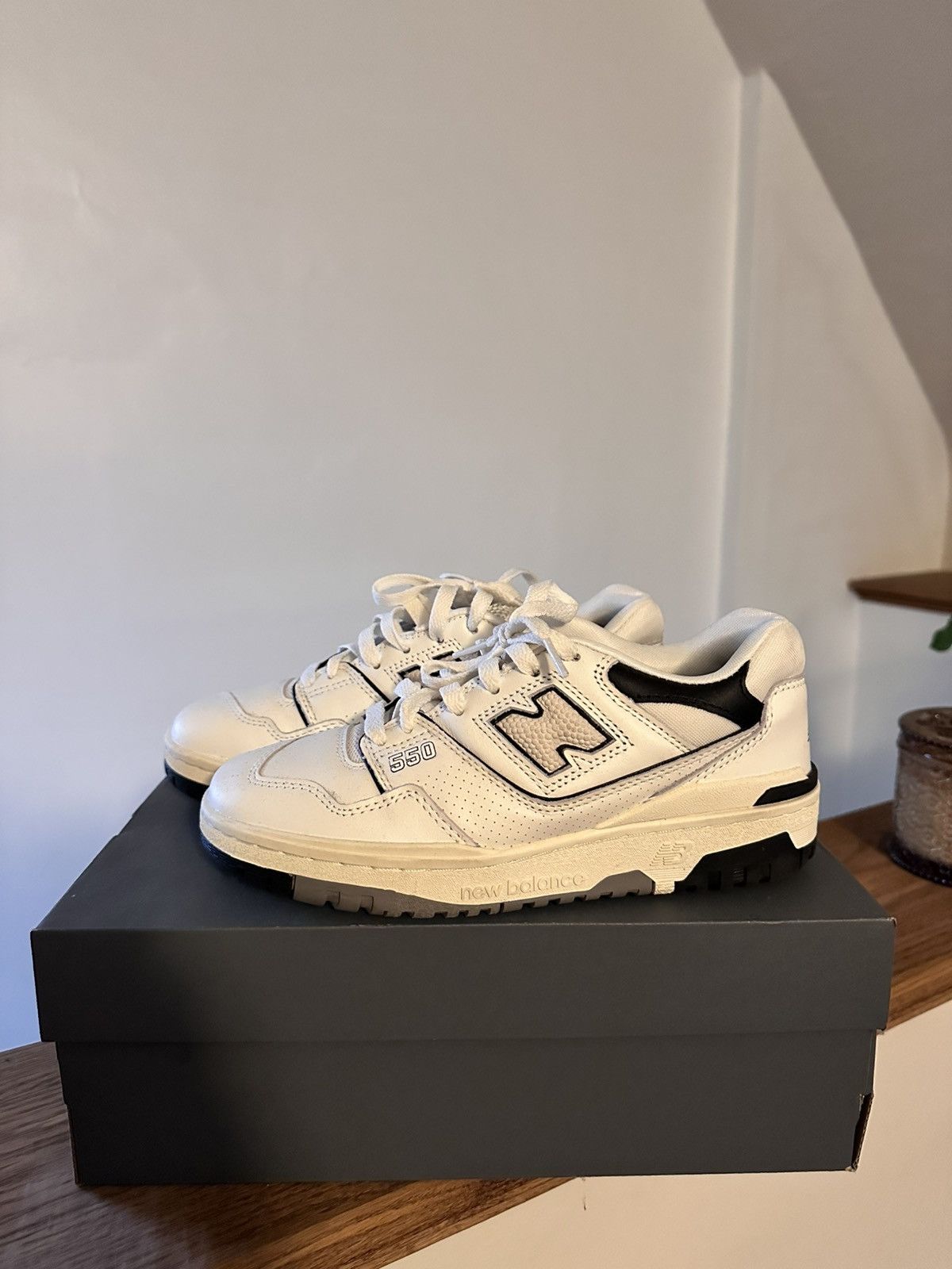 New Balance × Vintage New Balance 550 Sea Salt Size US 7.5 / IT 37.5 - 1 Thumbnail