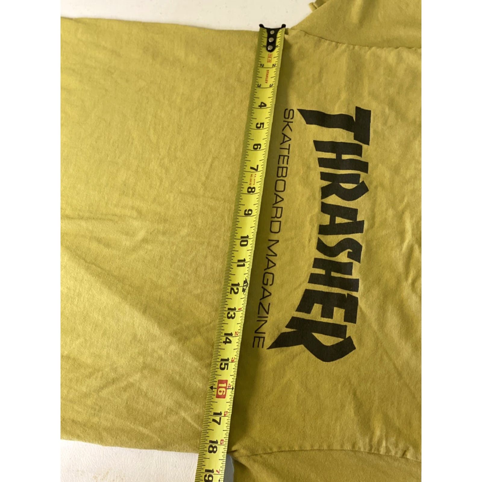 Thrasher Thrasher Logo Graphic T-Shirt Men M Yellow Short Sleeve Crew Neck Regular Fit Vintage No Size US M / EU 48-50 / 2 - 7 Thumbnail