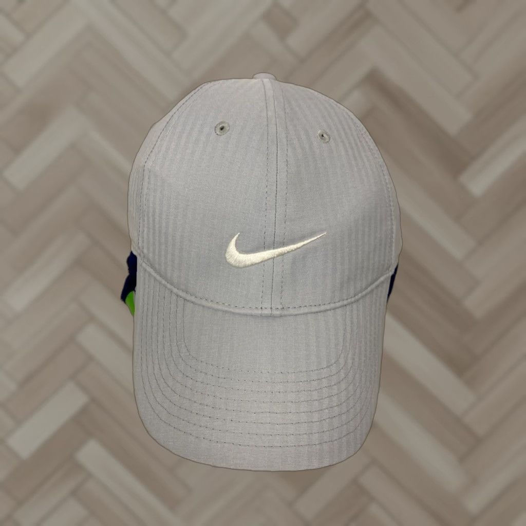 Nike Nike Baseball Cap Mens One Size Strapback Light Gray Lightweight Casual Outdoor Sports 2020s Size ONE SIZE - 1 Thumbnail