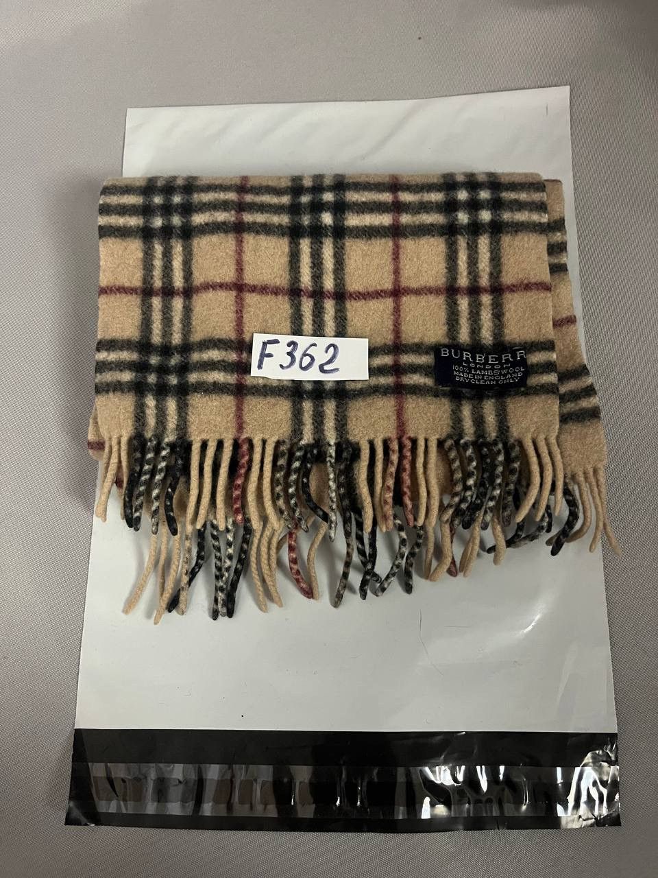 Burberry Burberry Nova Check Scarf Wool Size ONE SIZE - 6 Thumbnail